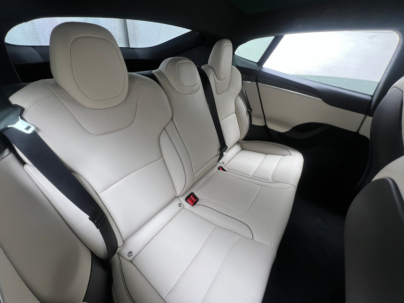 Thumbnail: 2022 Tesla Model S - 5