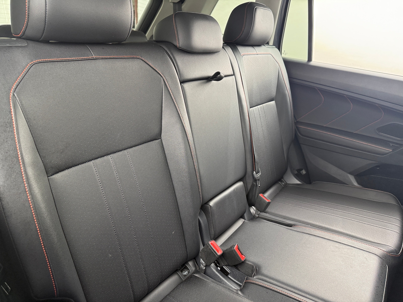 Thumbnail: 2024 Volkswagen Tiguan - 5