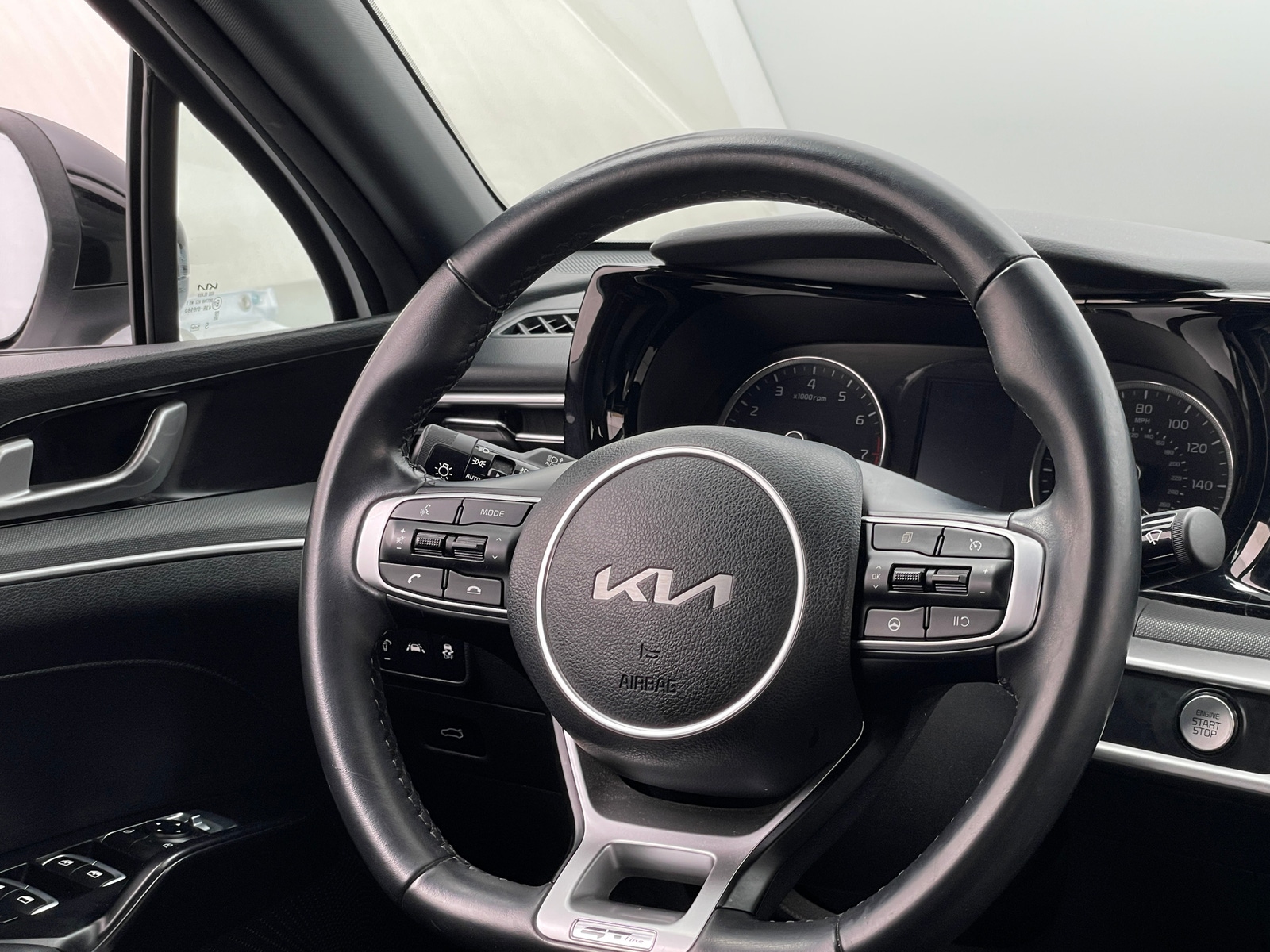 Thumbnail: 2023 Kia K5 - 5