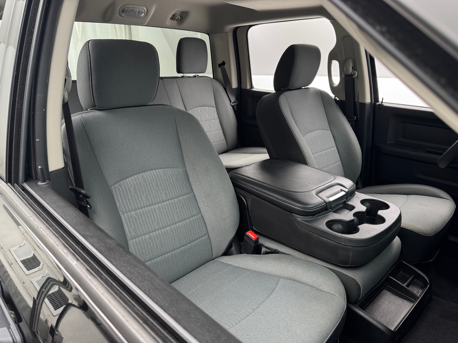 Thumbnail: 2021 RAM 1500 Classic - 2