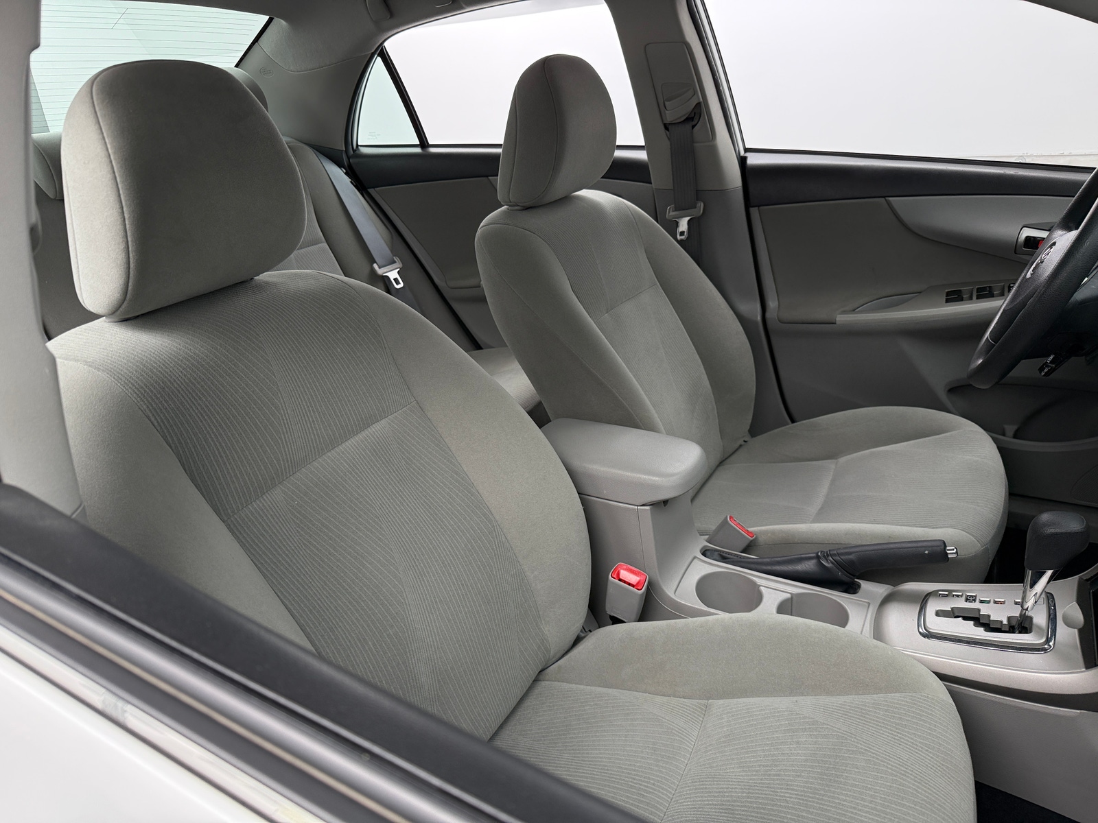 Thumbnail: 2013 Toyota Corolla - 2