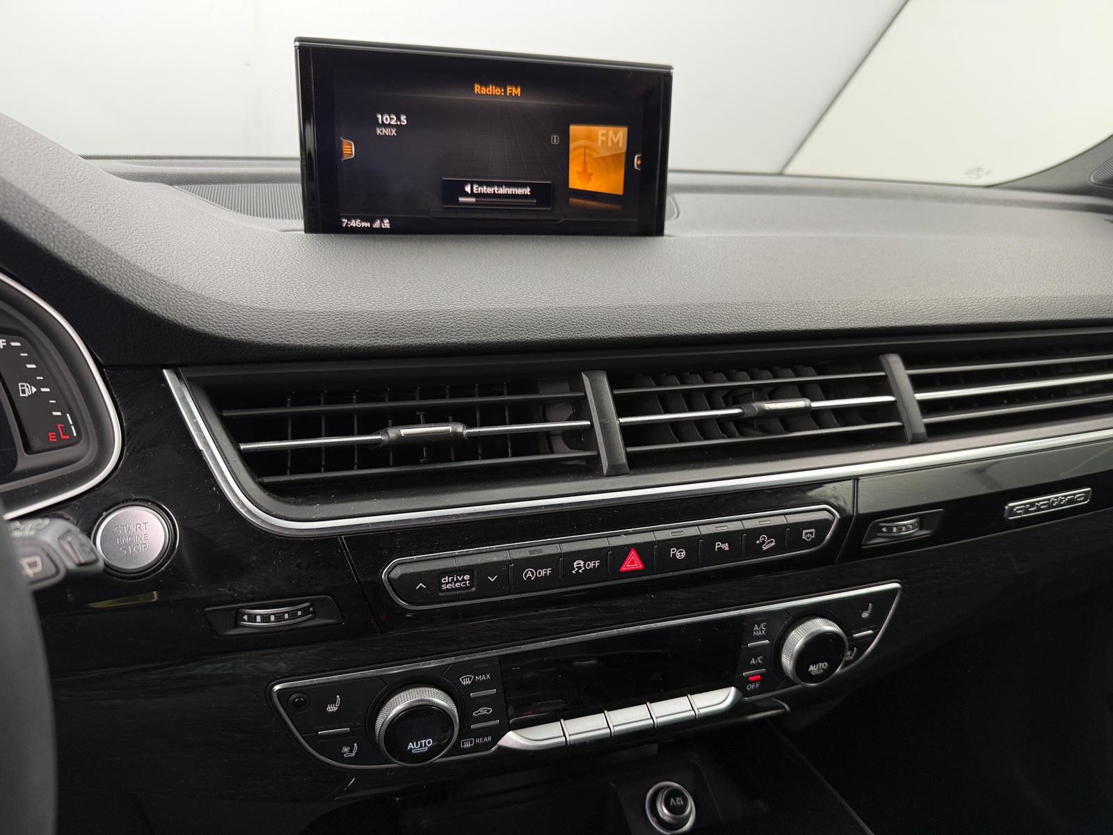 Thumbnail: 2019 Audi Q7 - 3