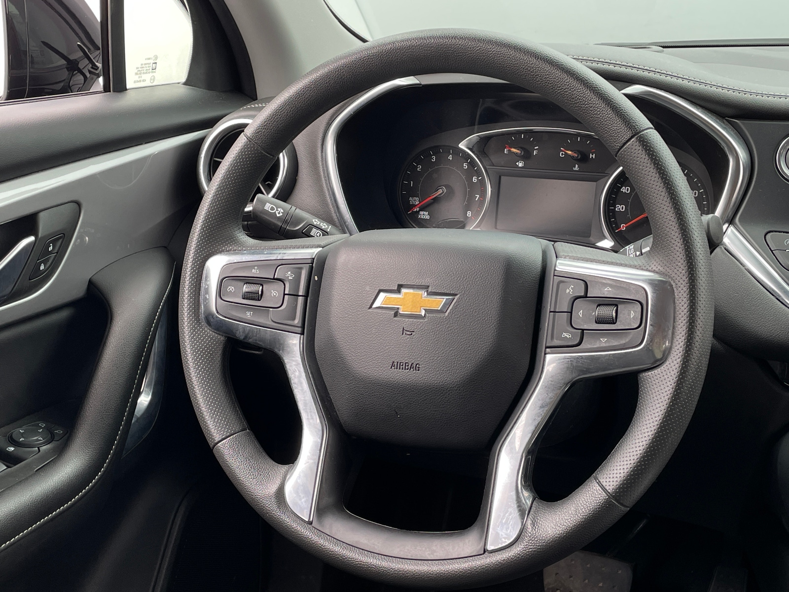 Thumbnail: 2023 Chevrolet Blazer - 5