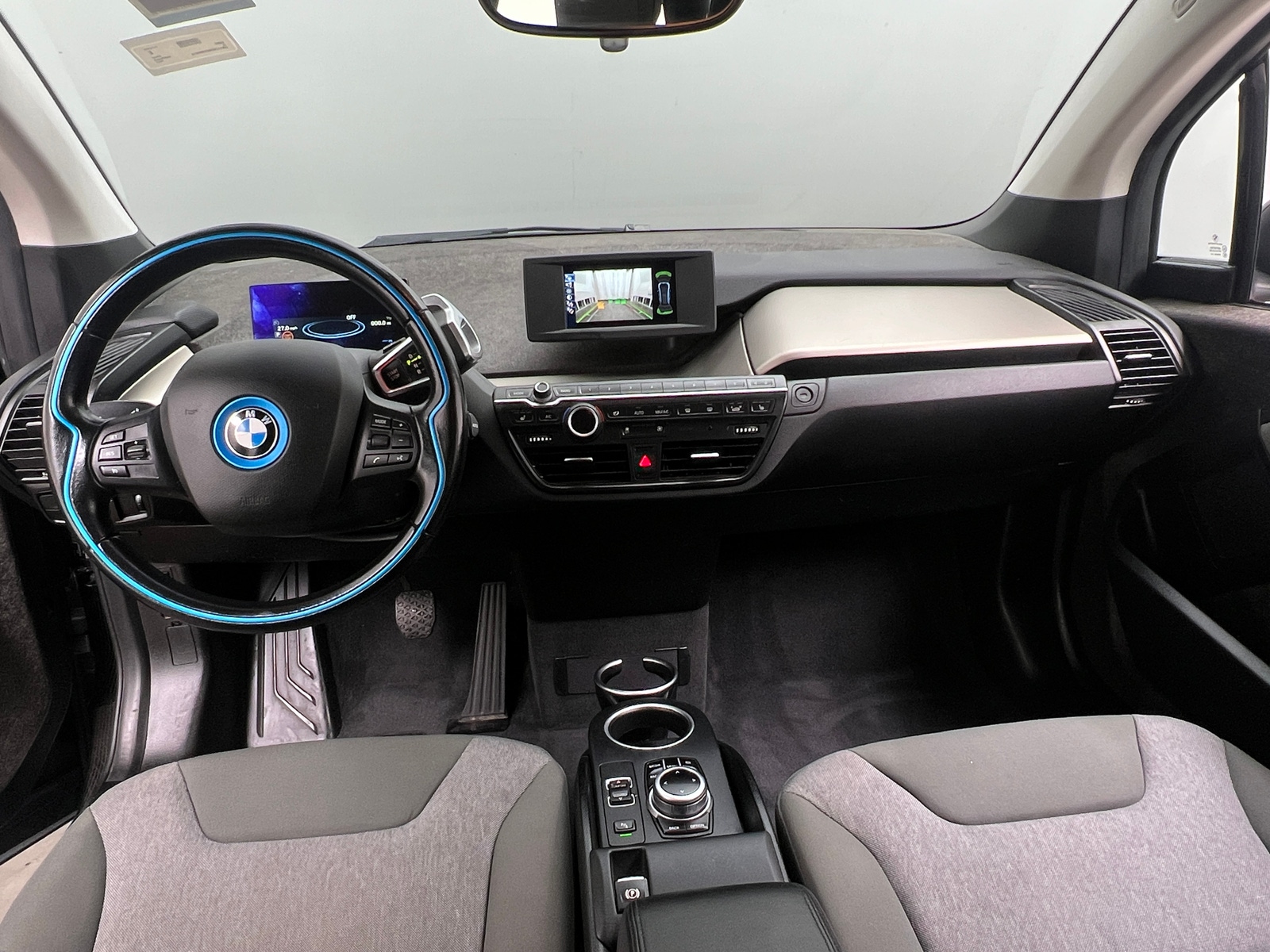 Thumbnail: 2017 BMW i3 - 3