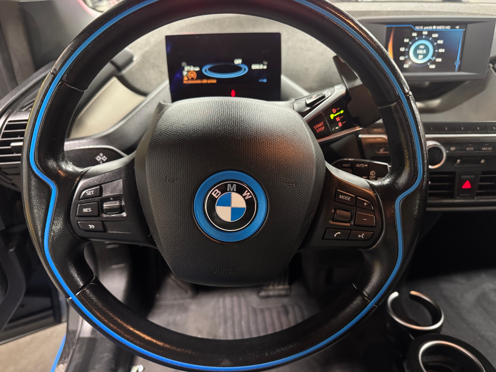 Thumbnail: 2017 BMW i3 - 5