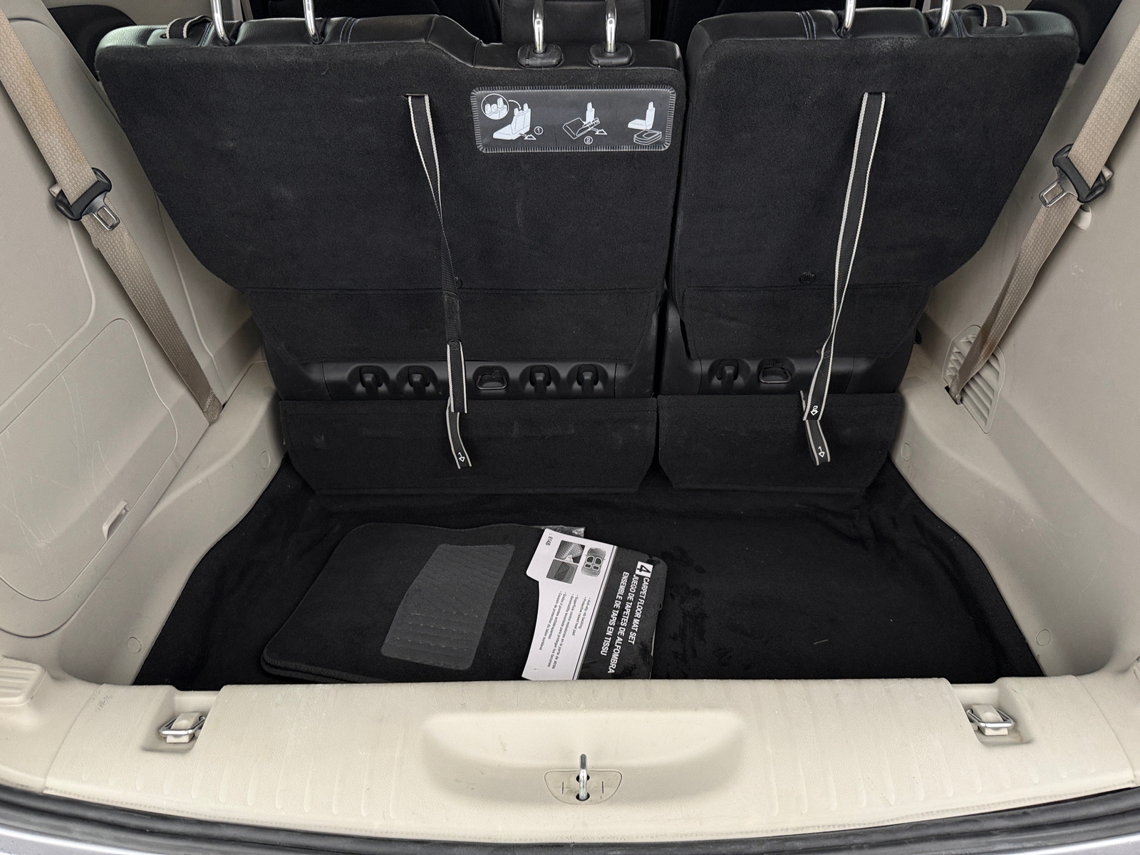 Thumbnail: 2021 Chrysler Pacifica - 6