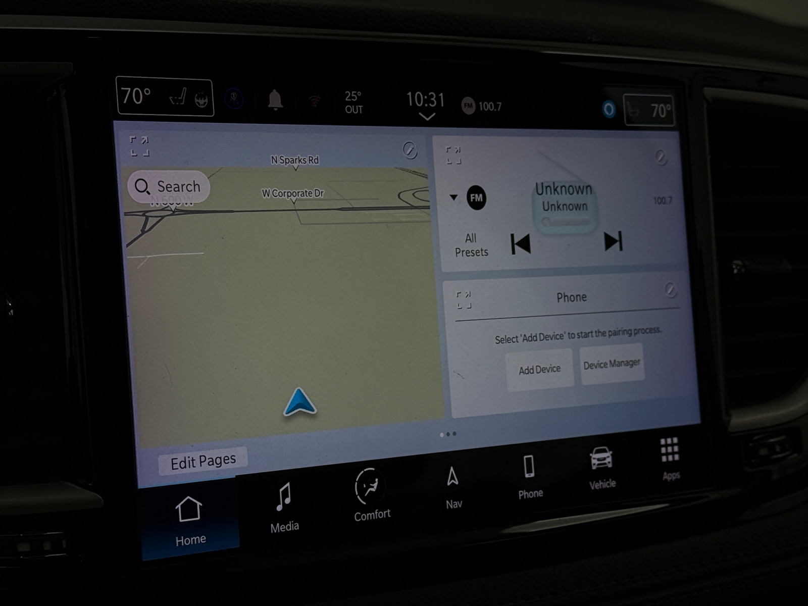 Thumbnail: 2021 Chrysler Pacifica - 3