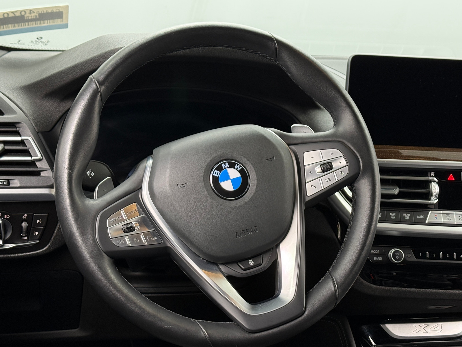 Thumbnail: 2023 BMW X4 - 4