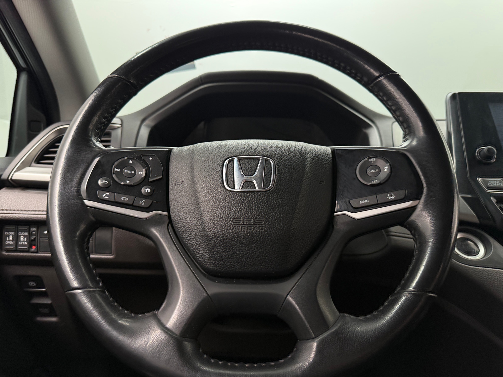 Thumbnail: 2019 Honda Odyssey - 4