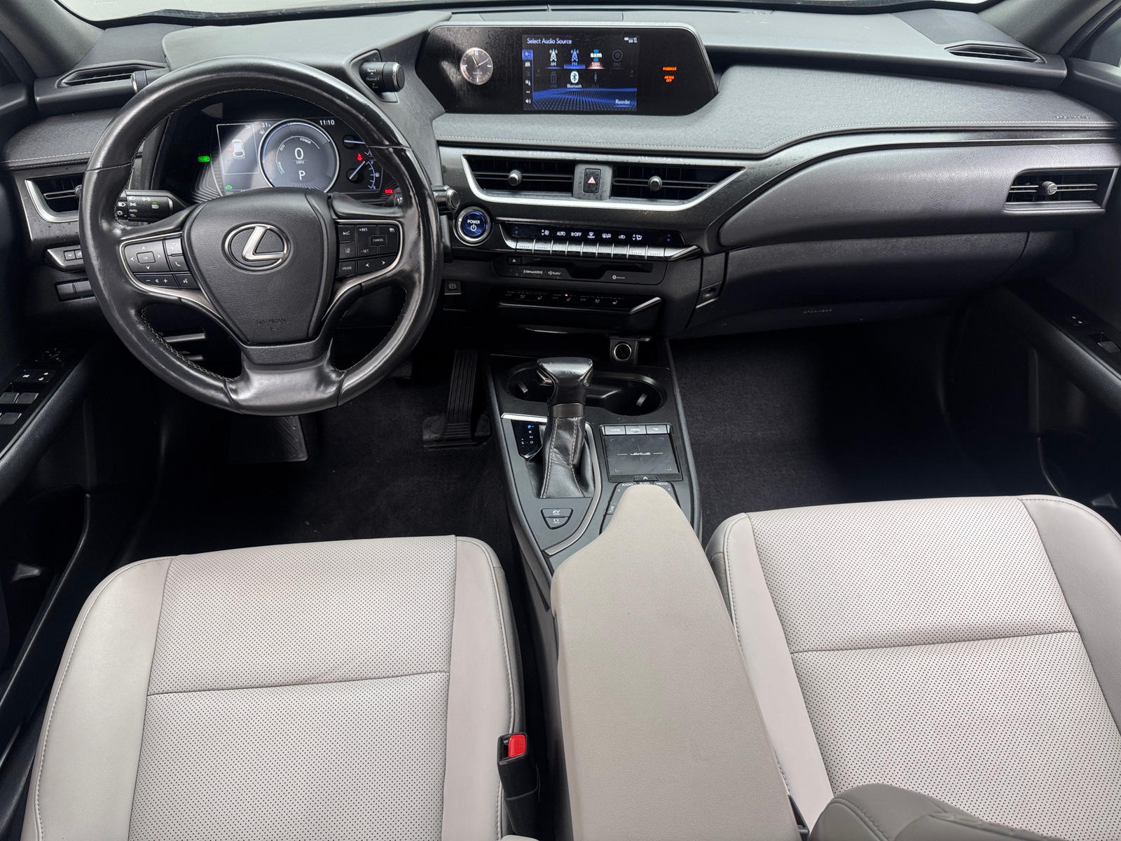 Thumbnail: 2019 Lexus UX - 2