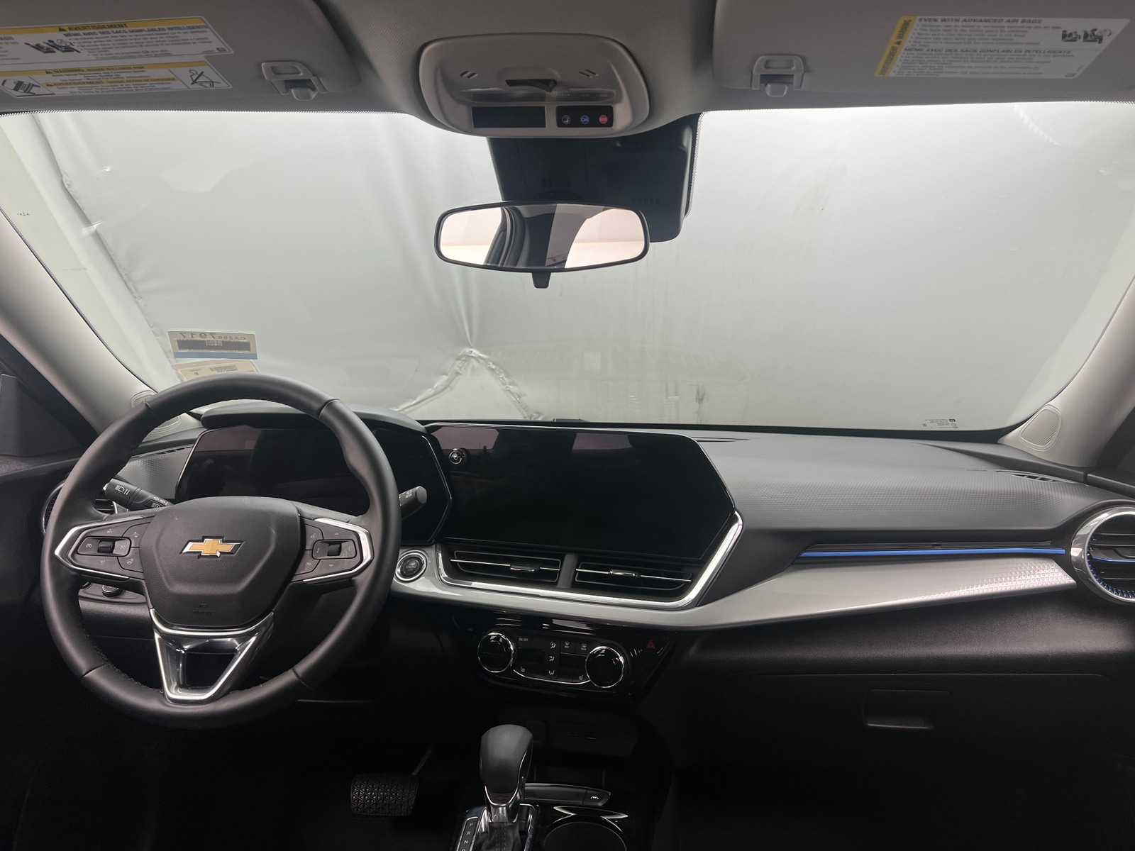 Thumbnail: 2025 Chevrolet Trax - 3