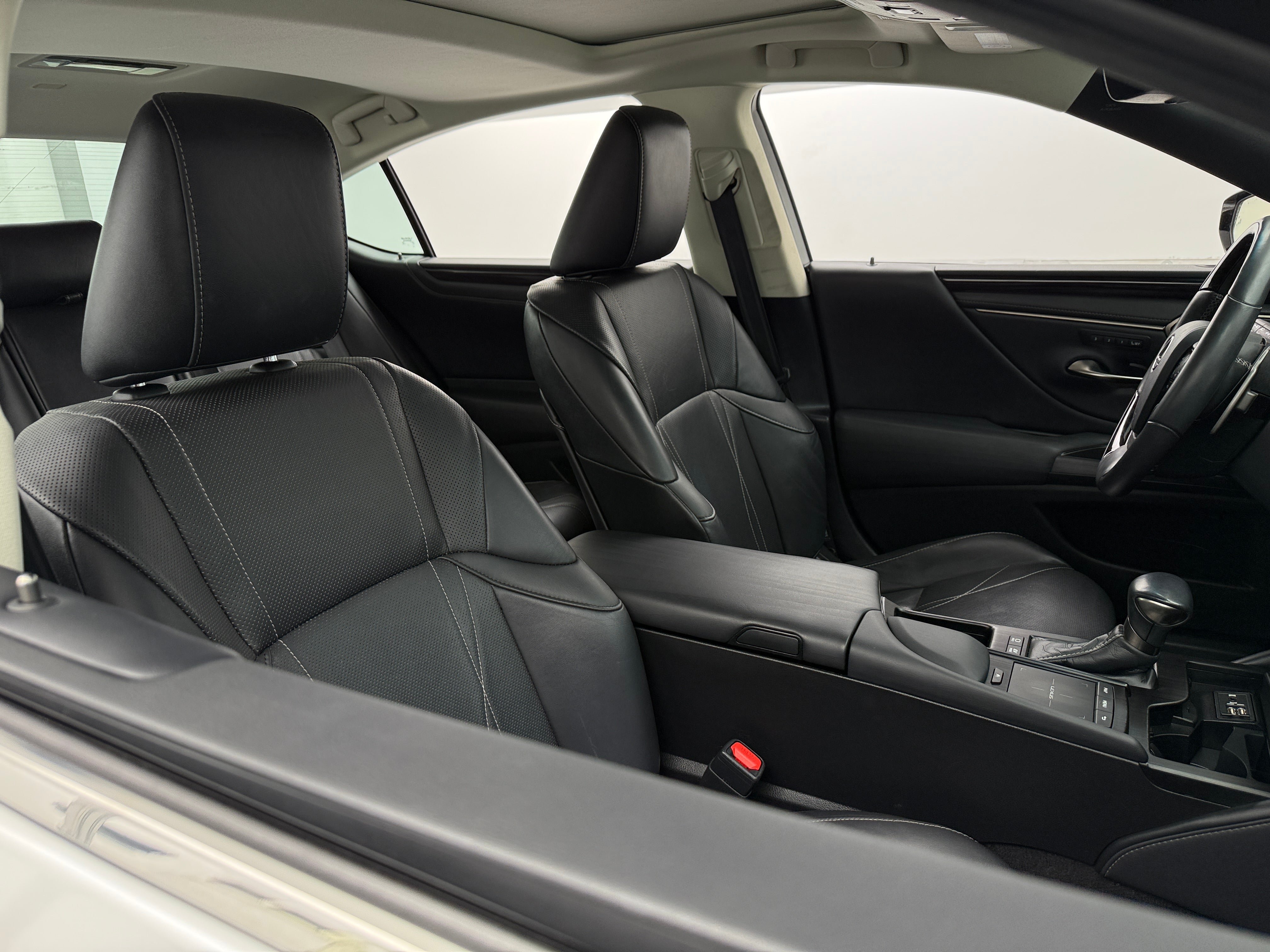 2020 Lexus ES Hybrid