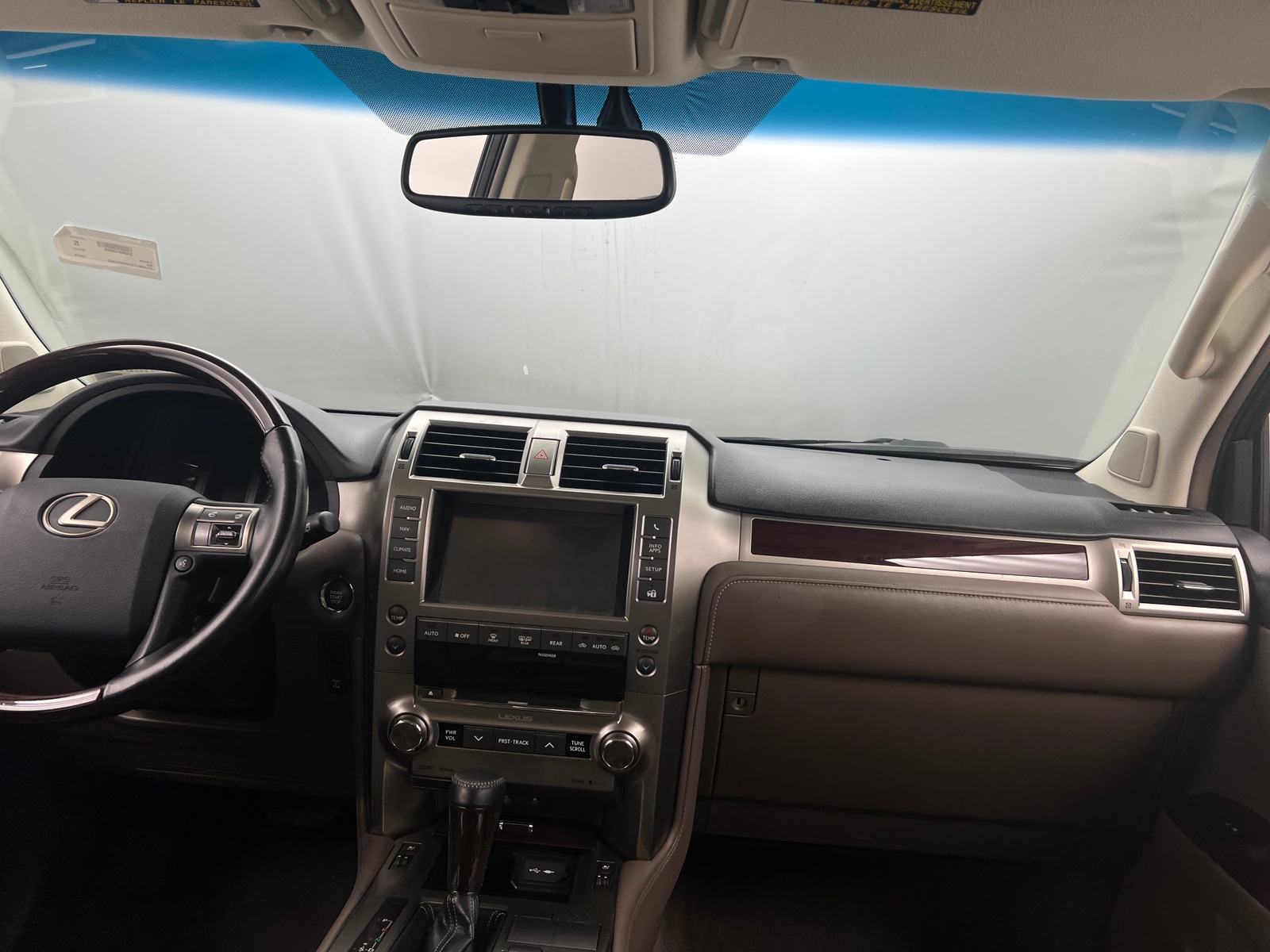 Thumbnail: 2019 Lexus GX - 2