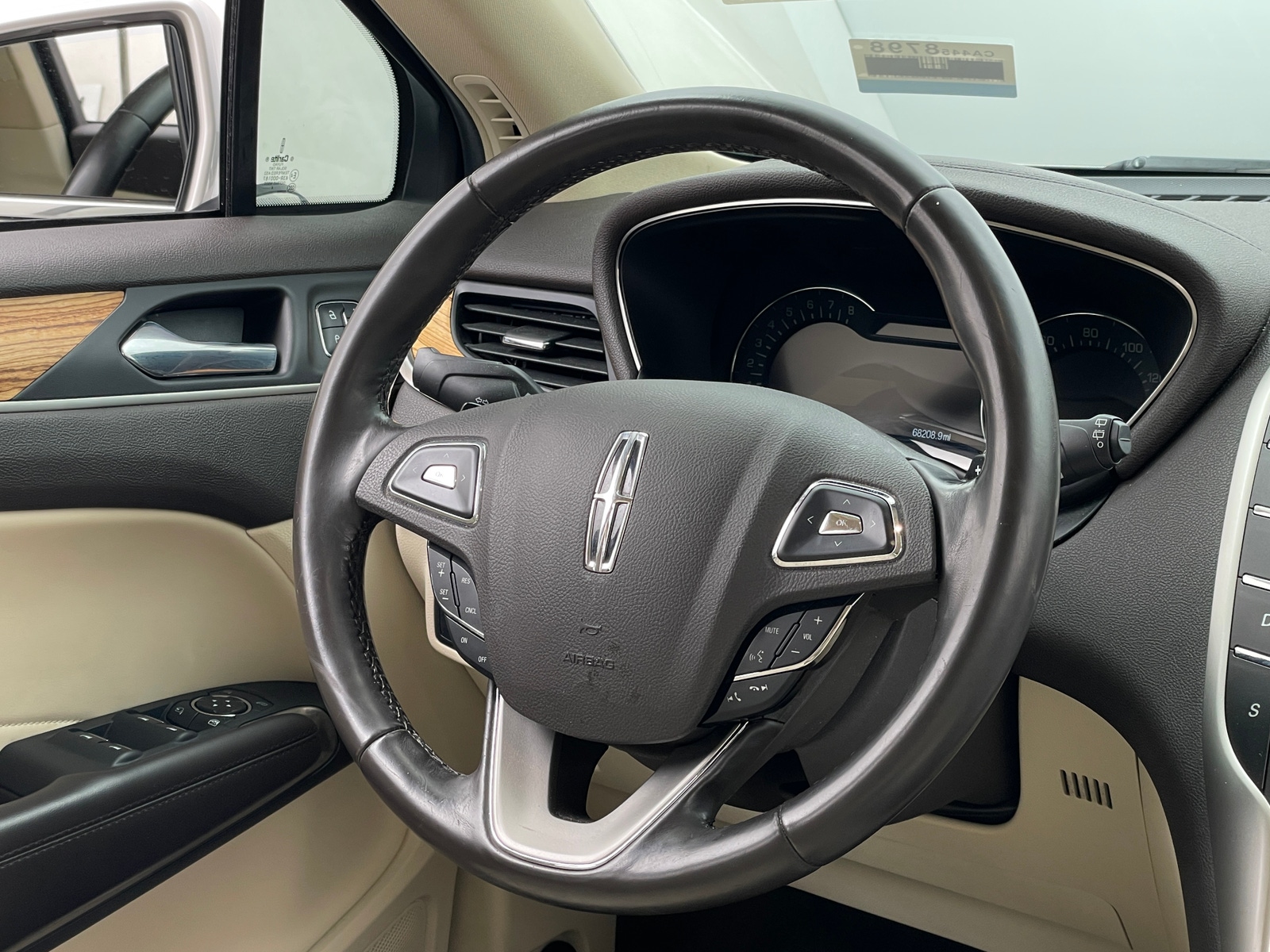 Thumbnail: 2015 Lincoln MKC - 4