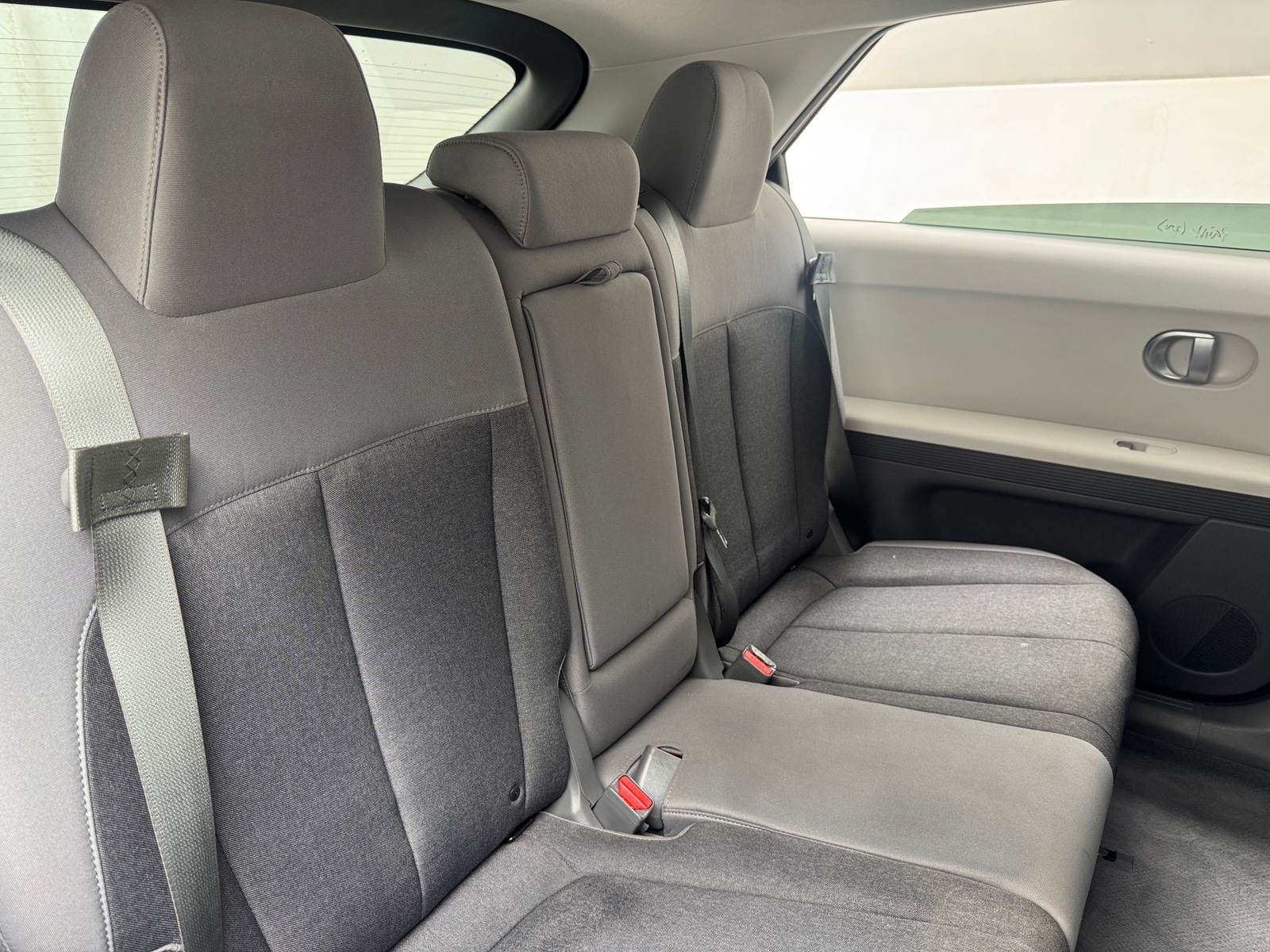 Thumbnail: 2023 Hyundai Ioniq 5 - 6