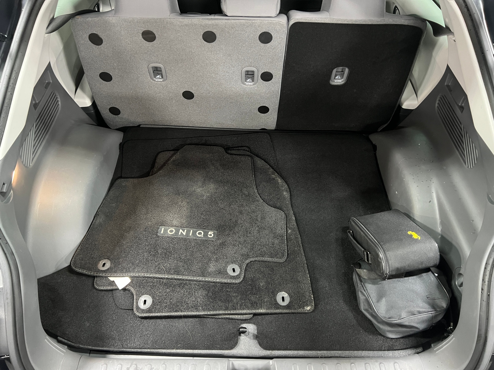 Thumbnail: 2023 Hyundai Ioniq 5 - 7