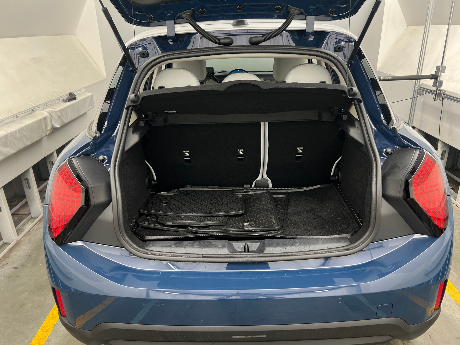 Thumbnail: 2025 MINI Cooper Hardtop - 6