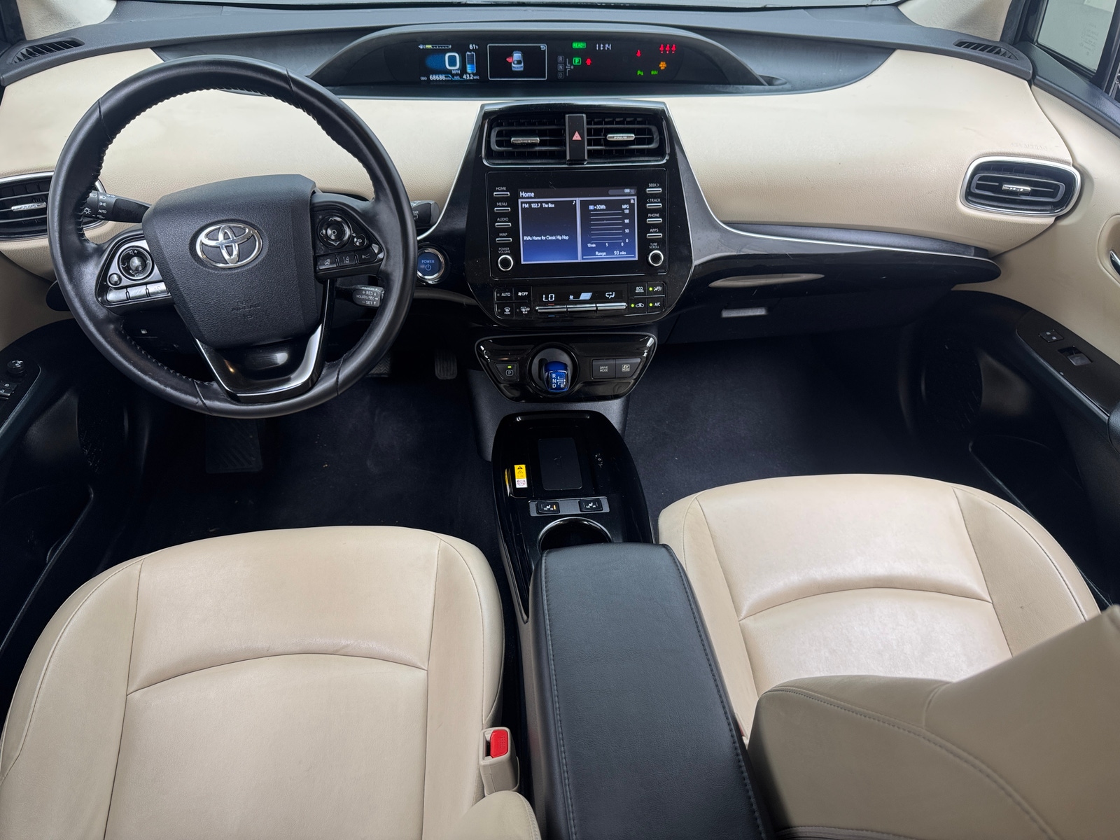 Thumbnail: 2020 Toyota Prius - 3