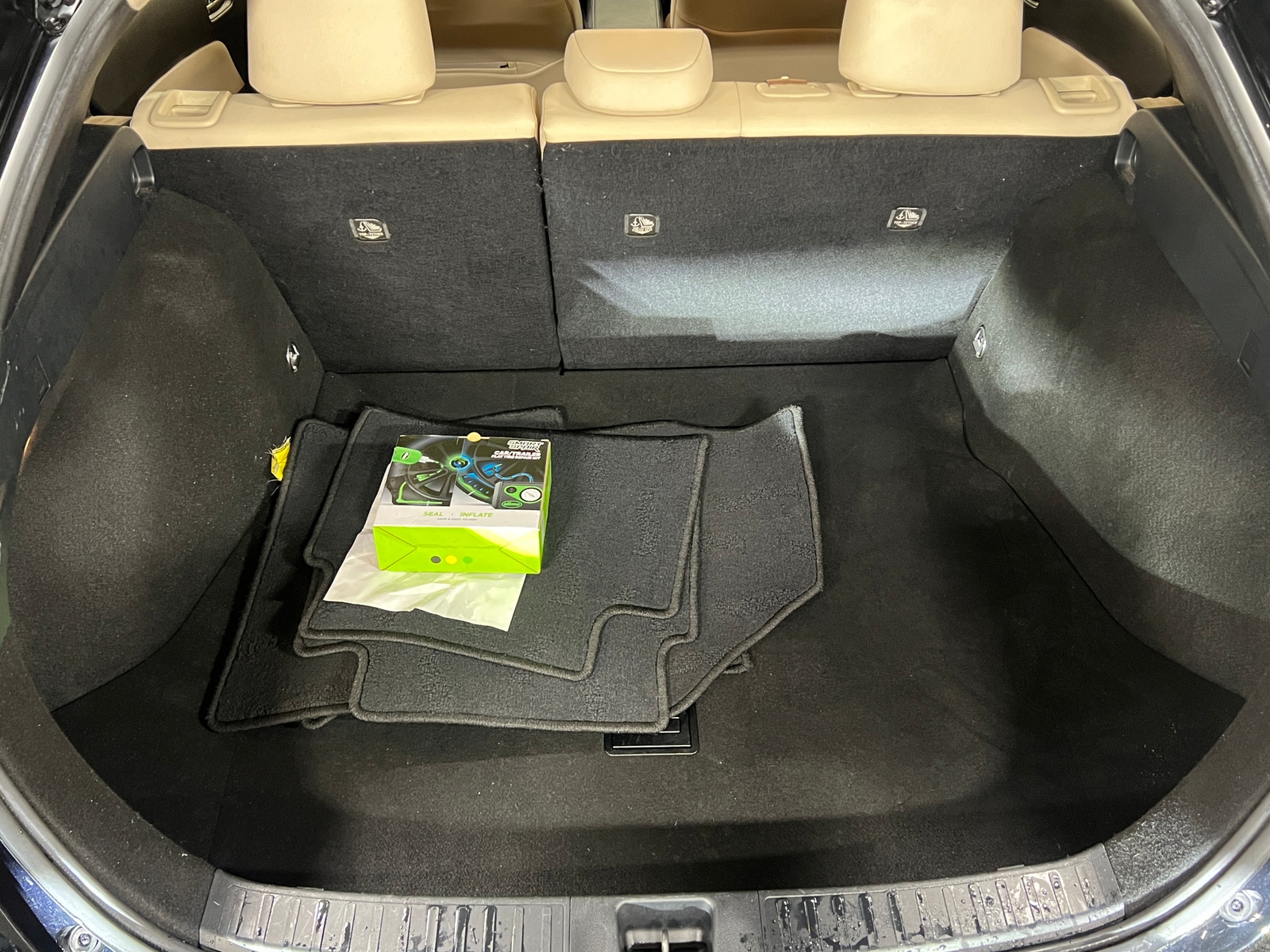 Thumbnail: 2020 Toyota Prius - 7