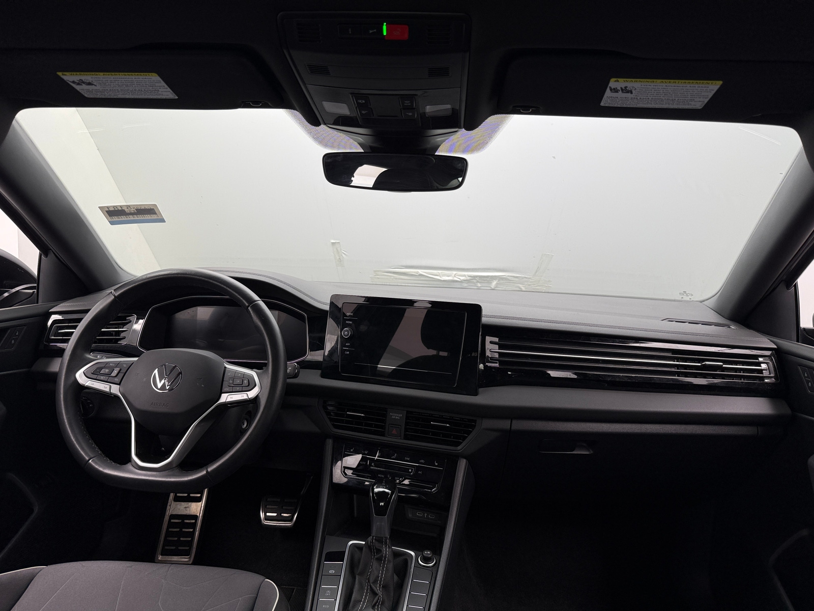 Thumbnail: 2025 Volkswagen Jetta - 3