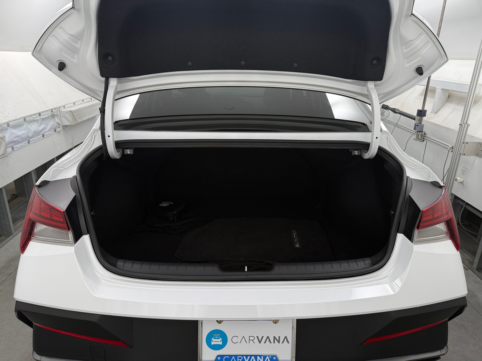 Thumbnail: 2024 Hyundai Elantra - 7