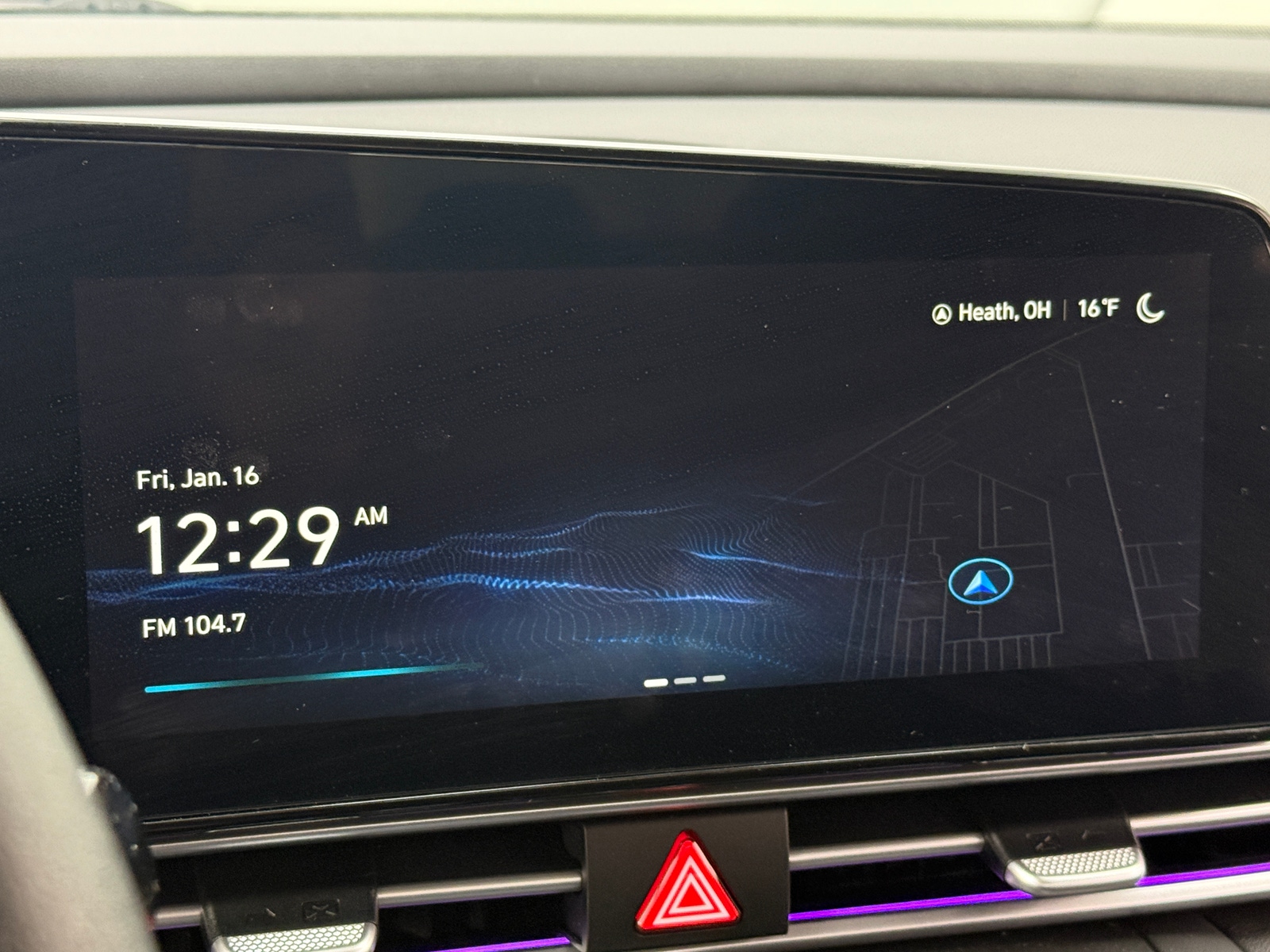 Thumbnail: 2024 Hyundai Elantra - 4