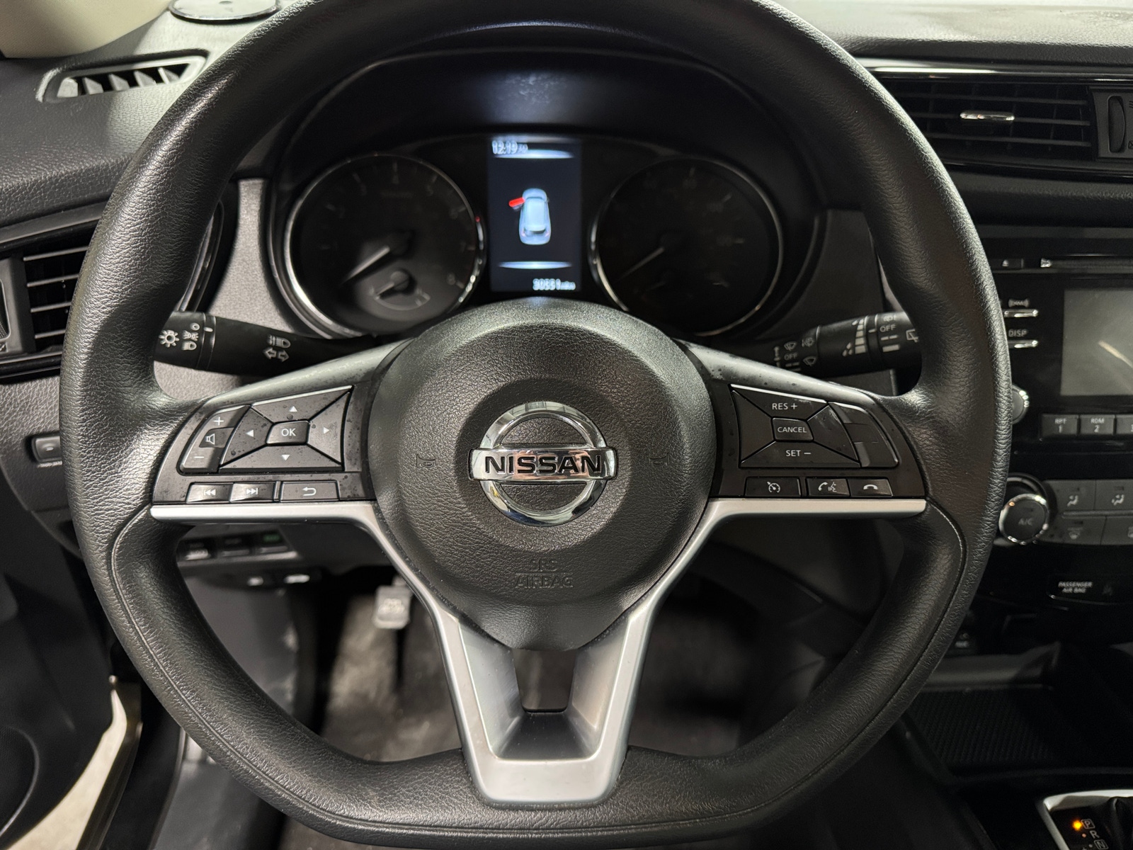 Thumbnail: 2017 Nissan Rogue - 5