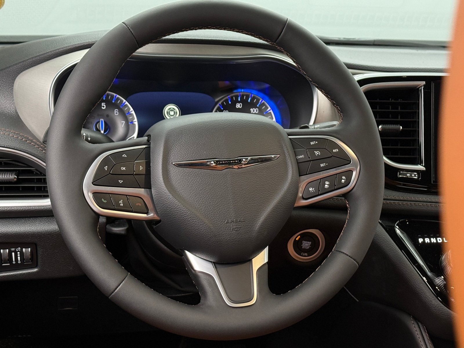 Thumbnail: 2026 Chrysler Pacifica - 4