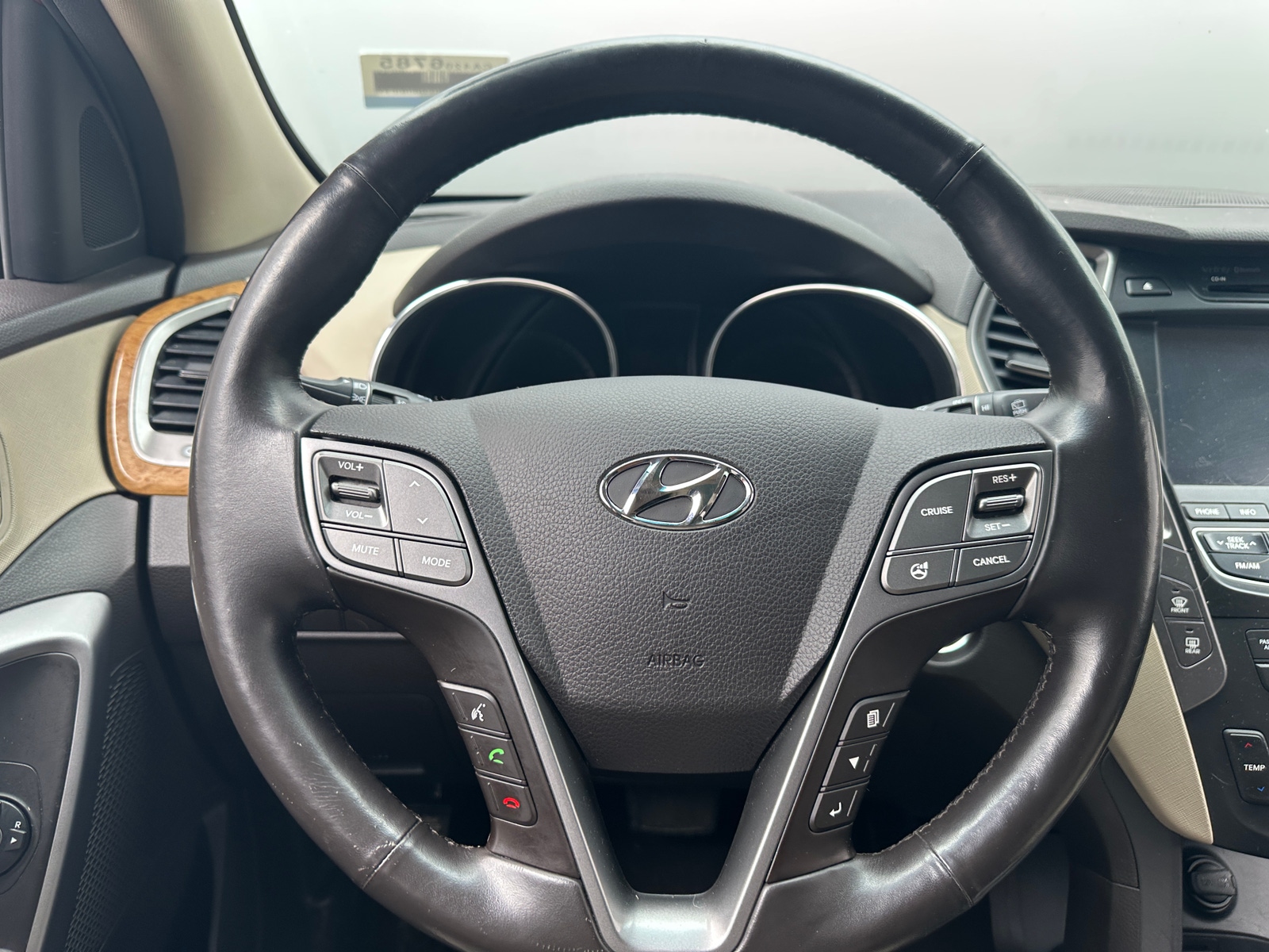 Thumbnail: 2015 Hyundai Santa Fe - 4