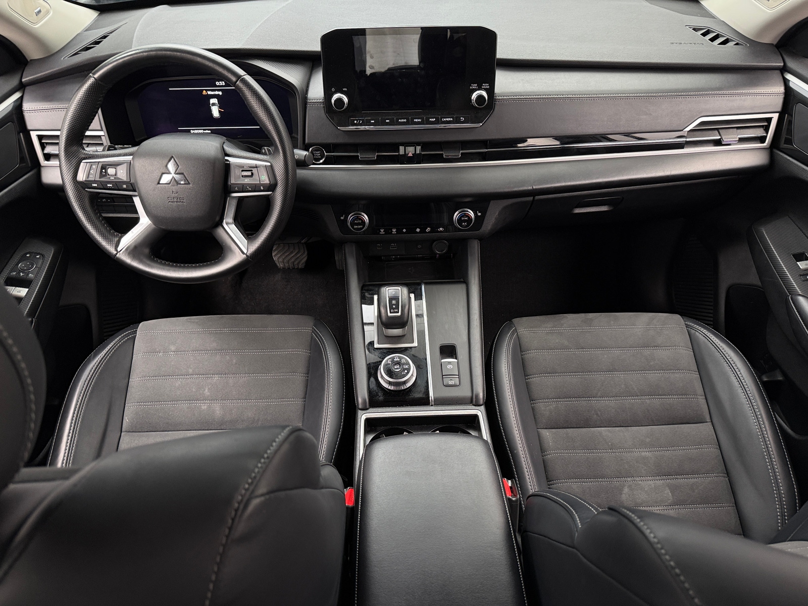 Thumbnail: 2024 Mitsubishi Outlander - 2