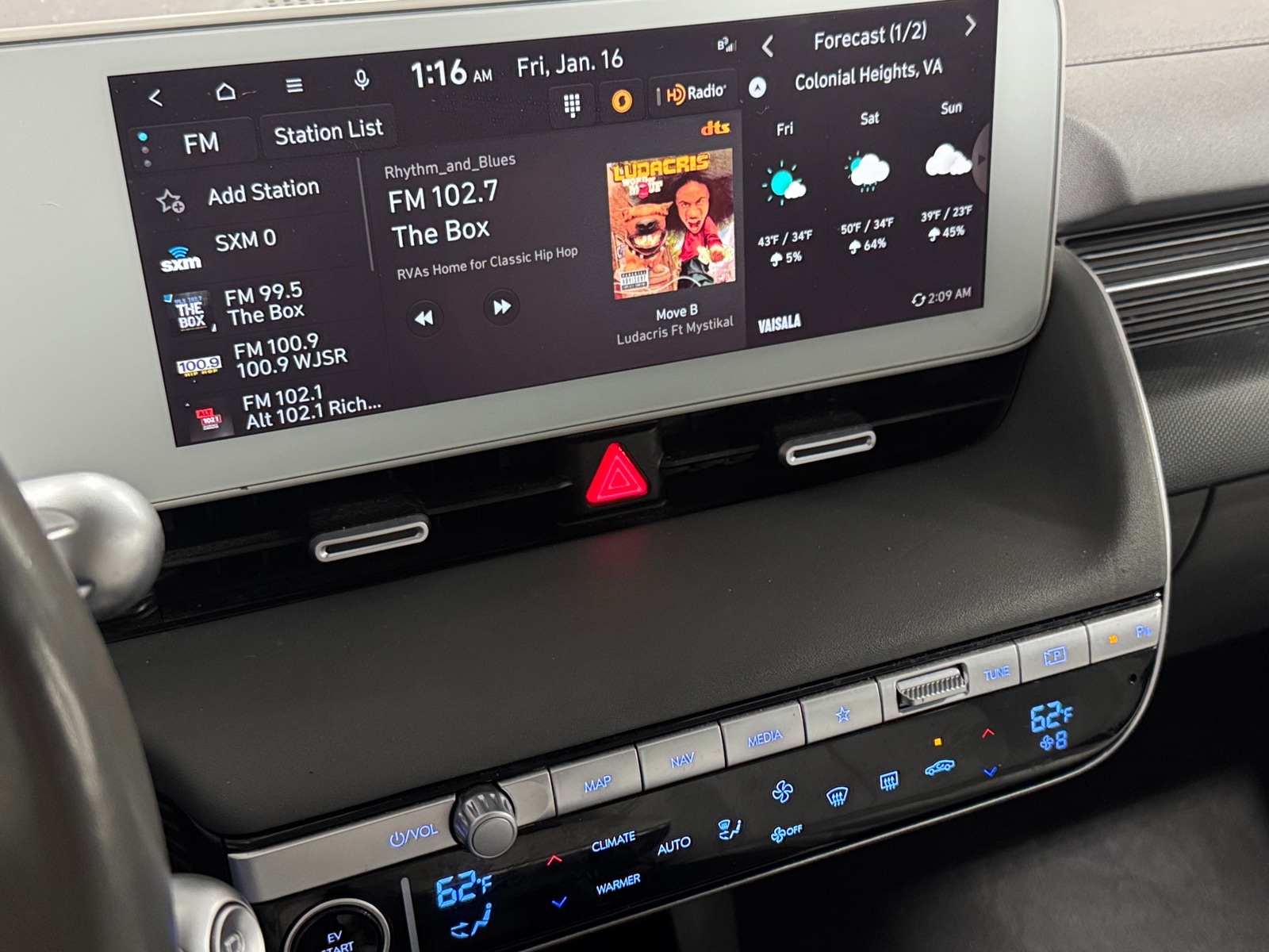 Thumbnail: 2023 Hyundai Ioniq 5 - 3