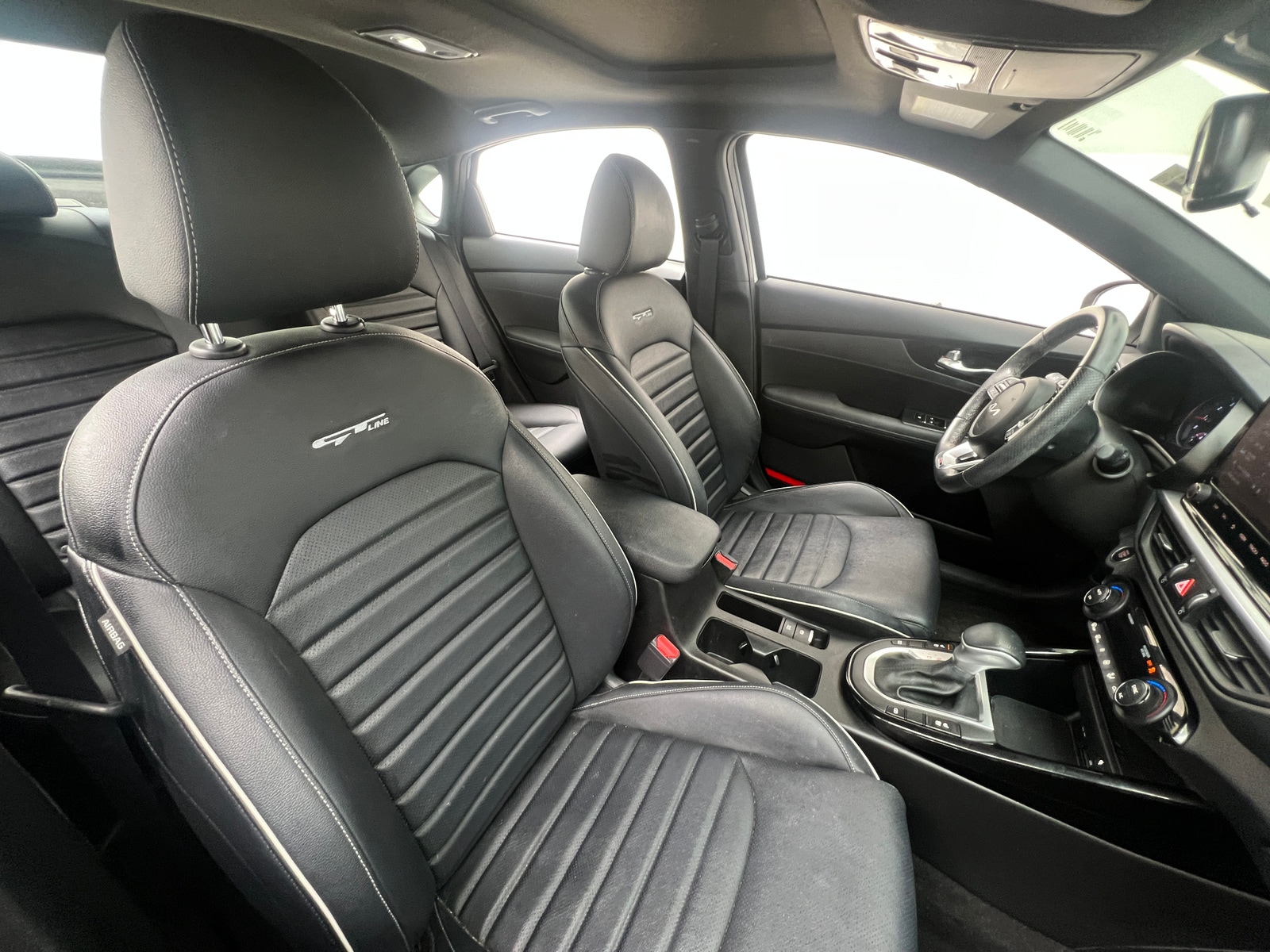 Thumbnail: 2023 Kia Forte - 2