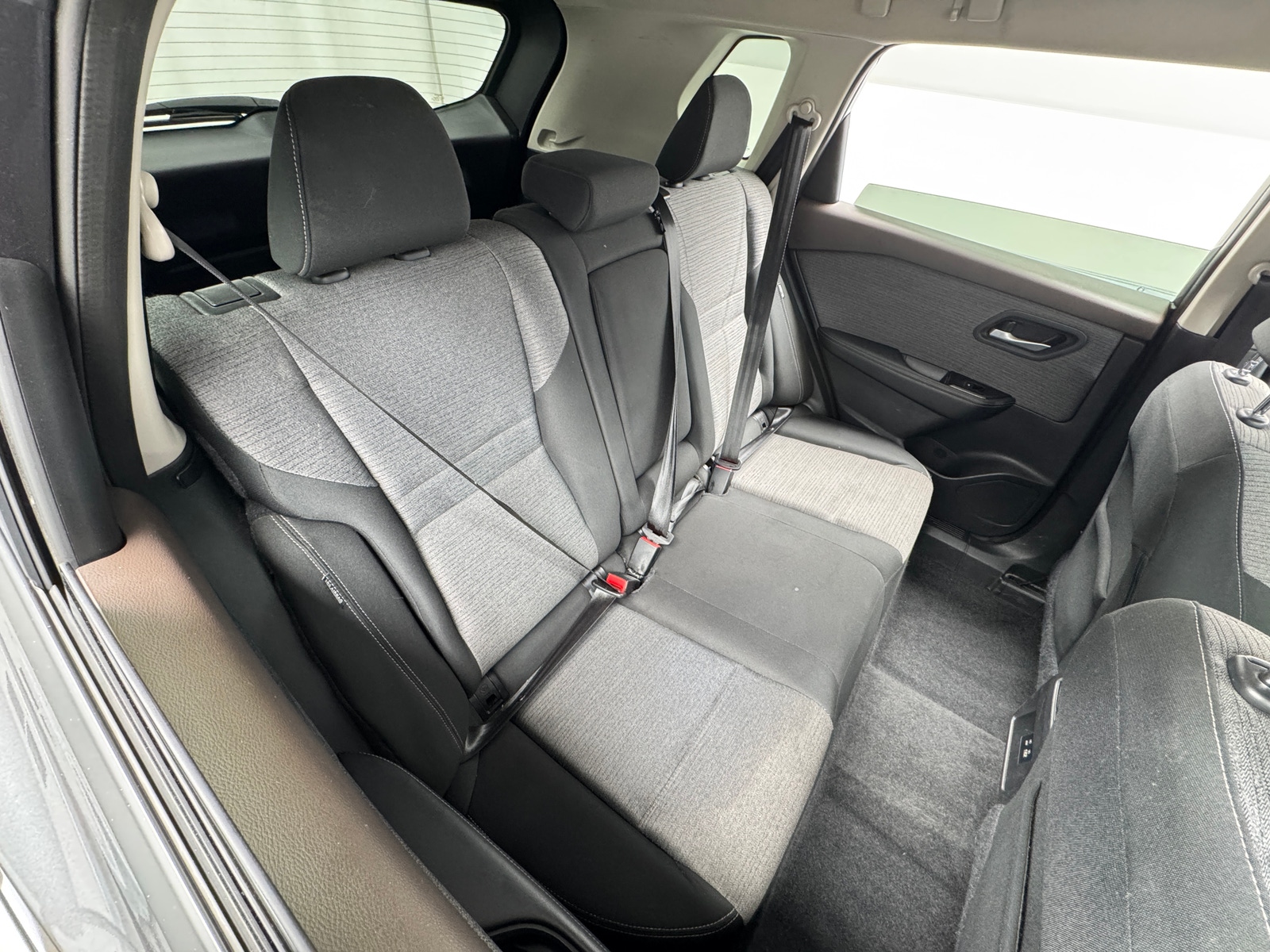 Thumbnail: 2022 Nissan Rogue - 6