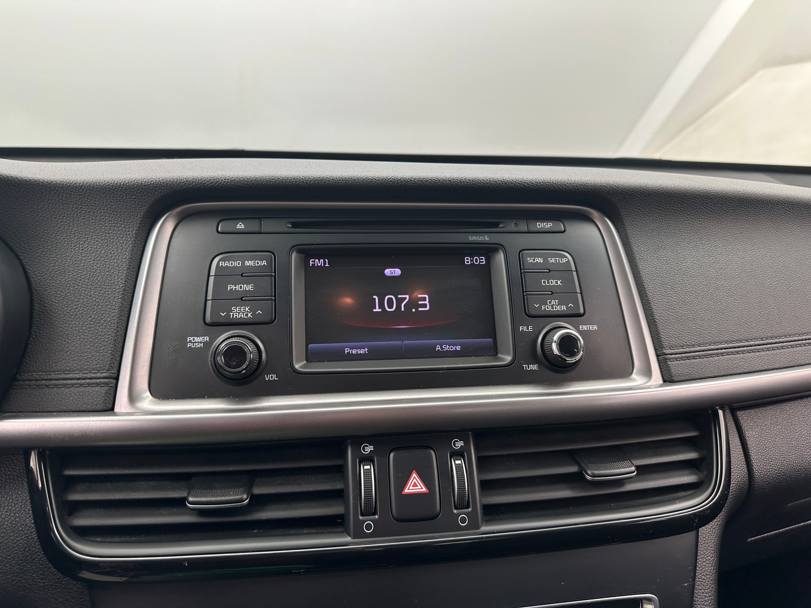 Thumbnail: 2016 Kia Optima - 4