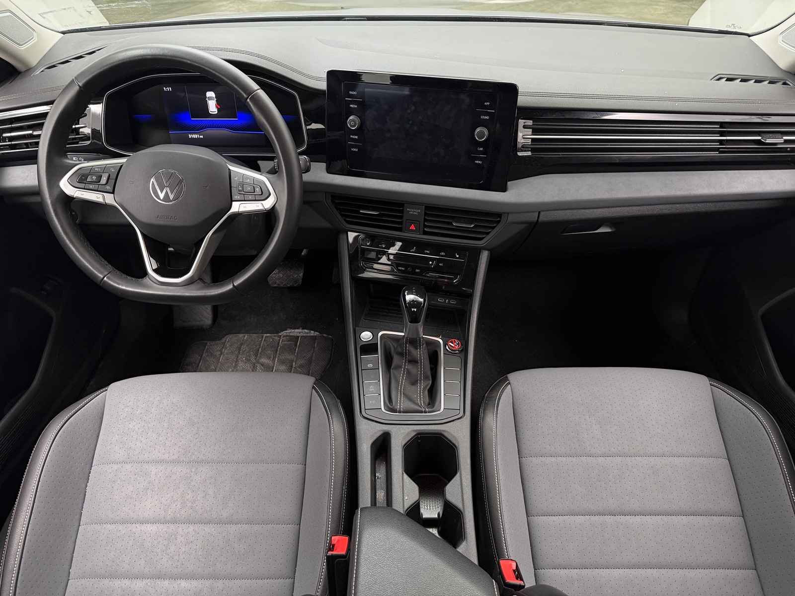 Thumbnail: 2025 Volkswagen Jetta - 2