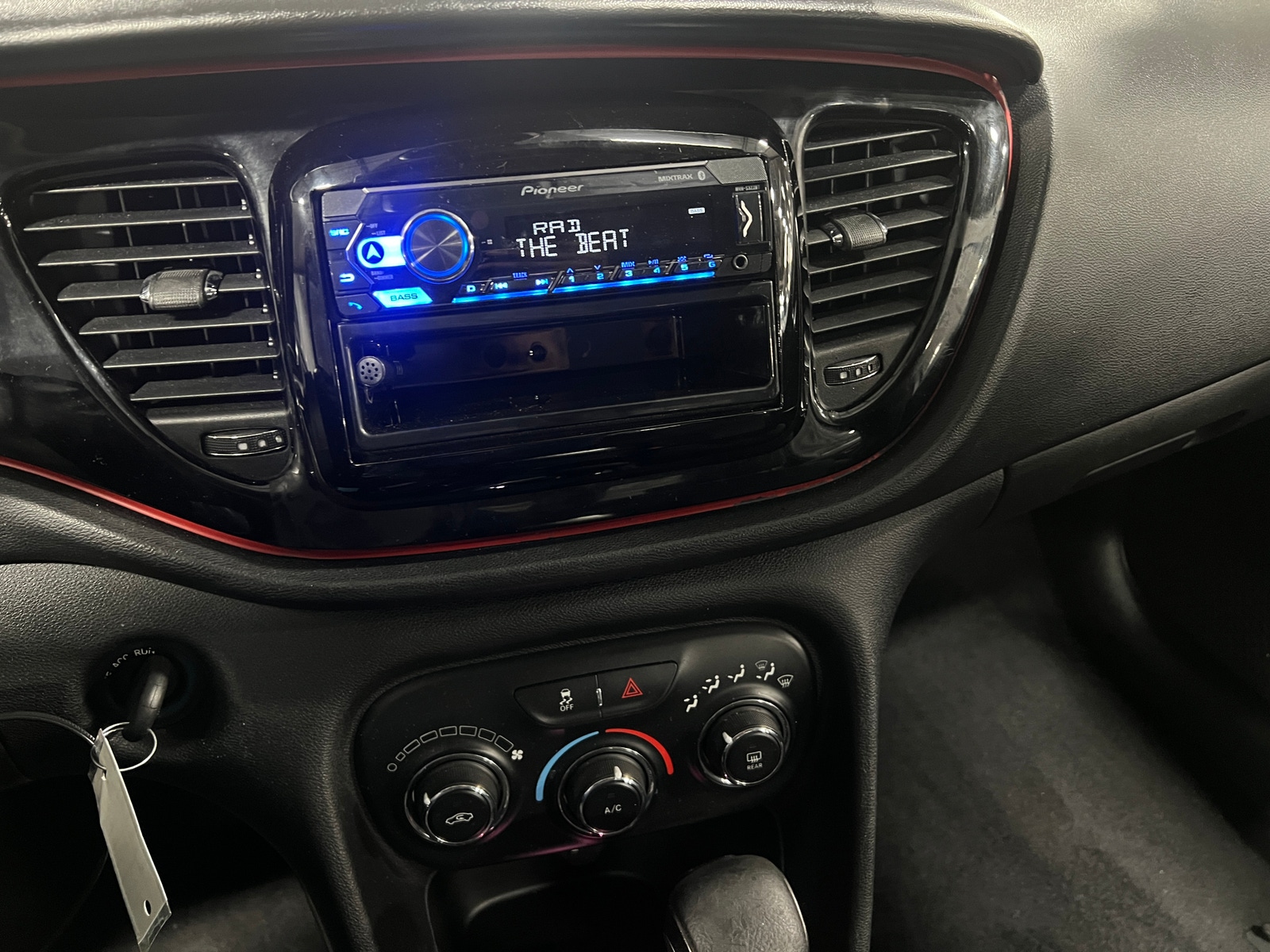 Thumbnail: 2016 Dodge Dart - 4