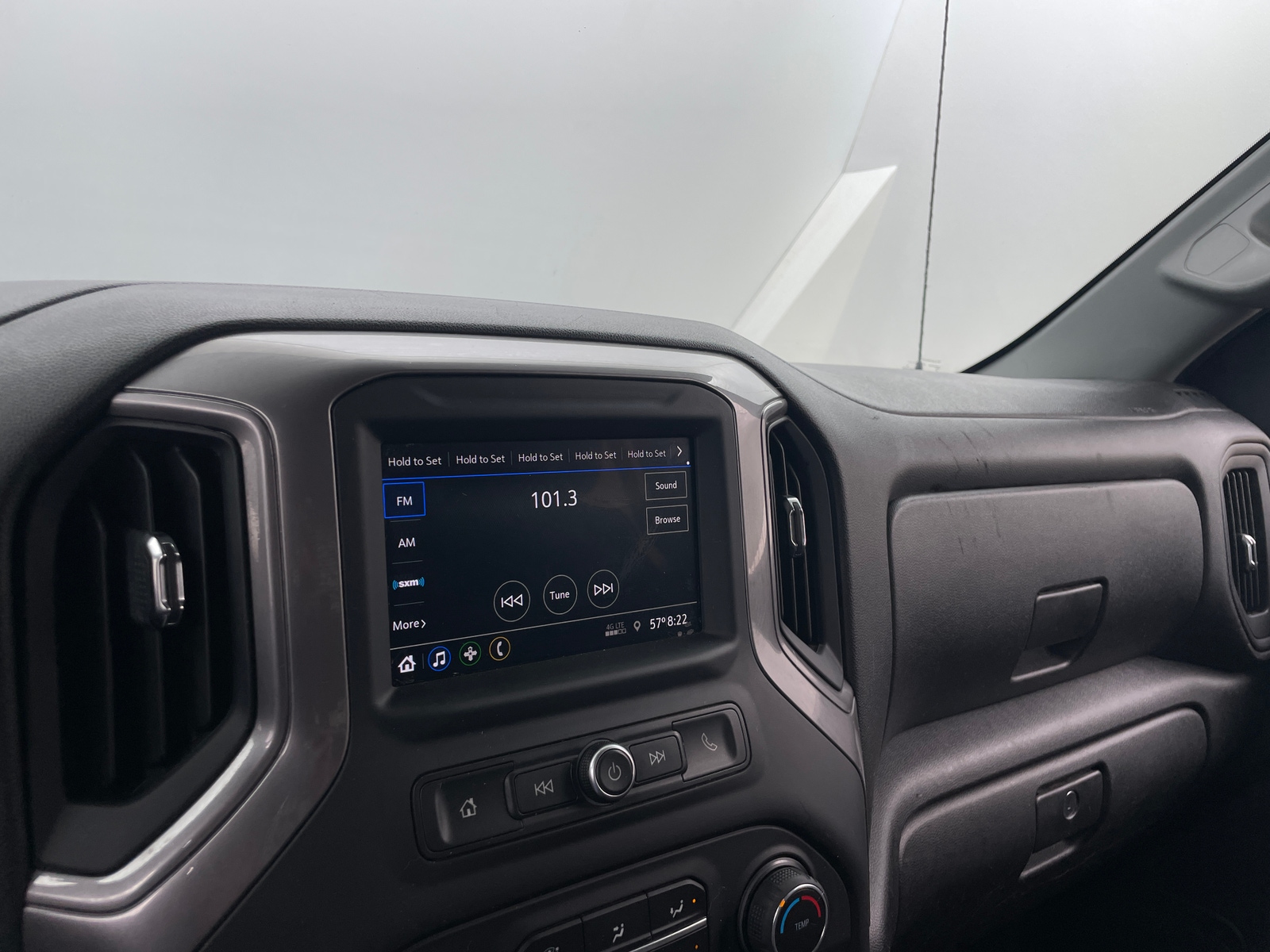 Thumbnail: 2020 Chevrolet Silverado 1500 - 4