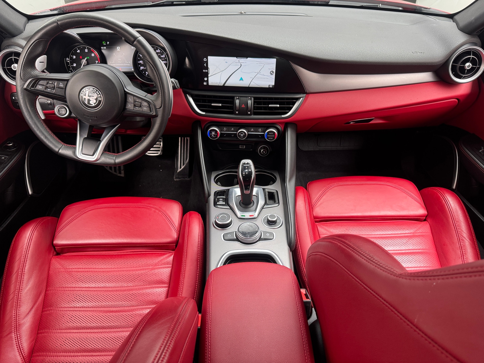 Thumbnail: 2020 Alfa Romeo Giulia - 2