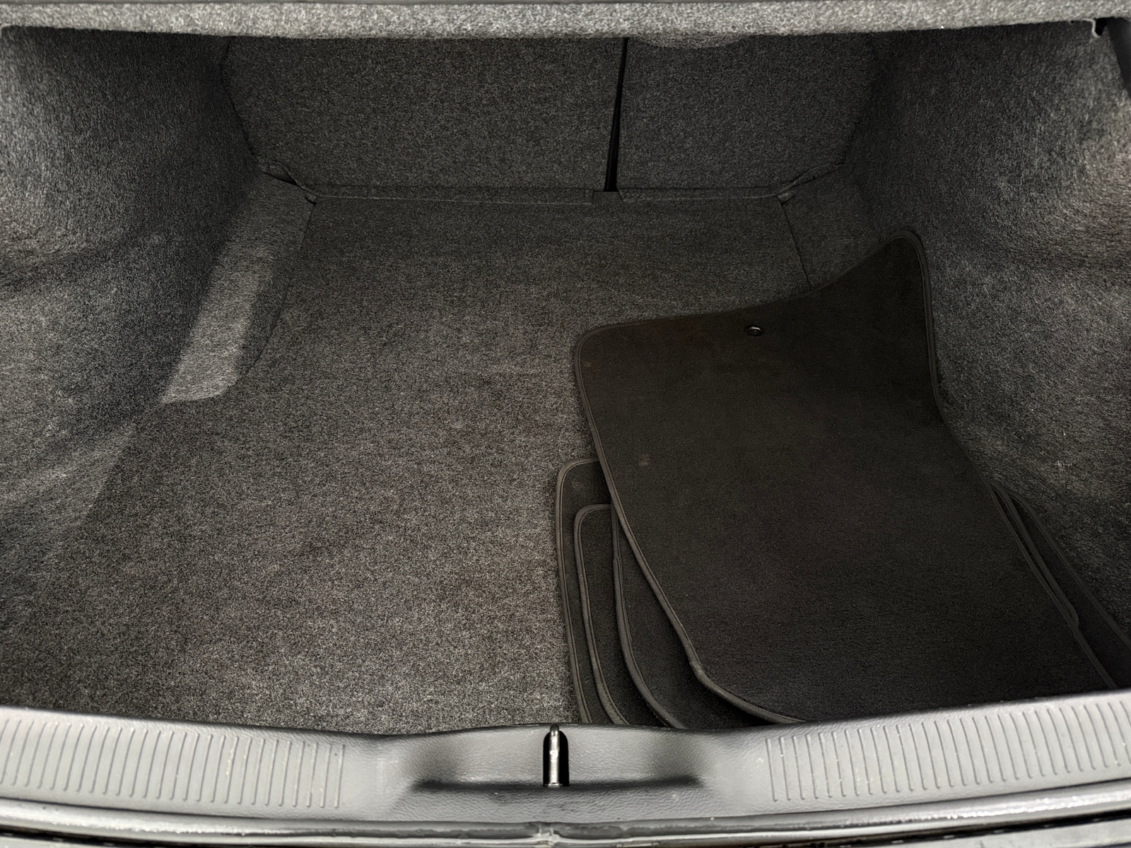 Thumbnail: 2022 Dodge Charger - 6