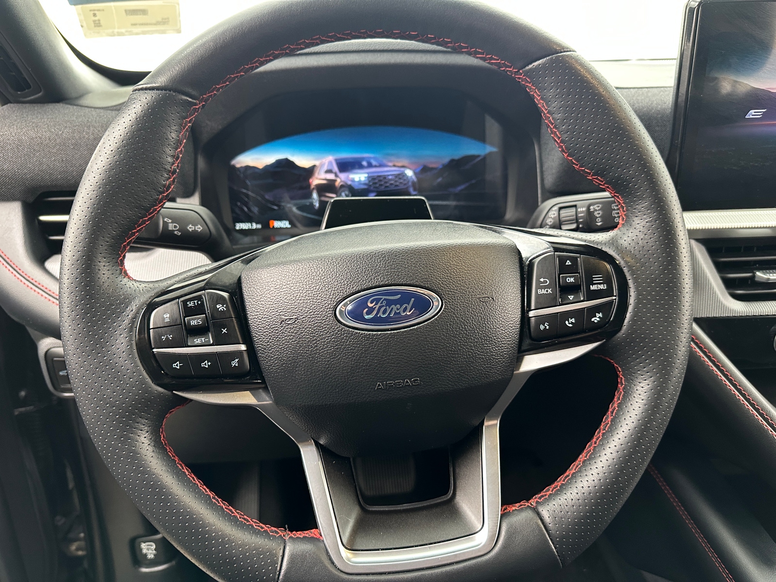 Thumbnail: 2025 Ford Explorer - 4