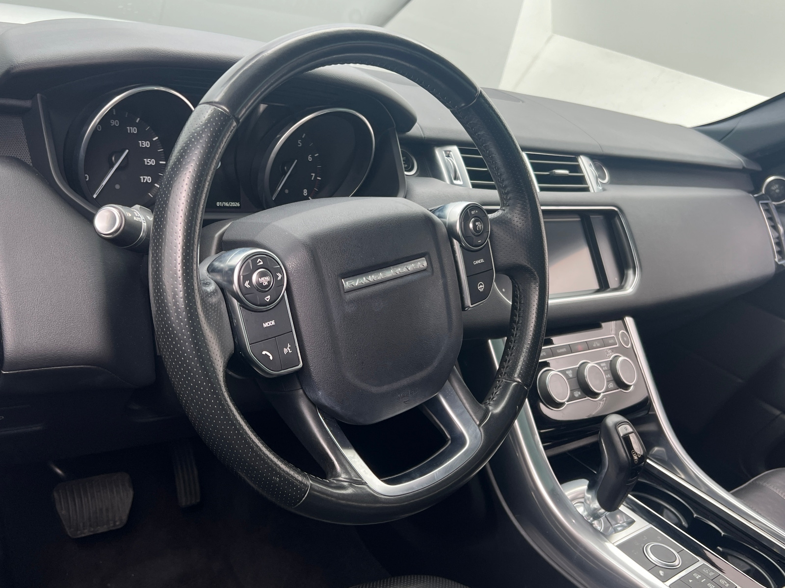 Thumbnail: 2016 Land Rover Range Rover Sport - 4