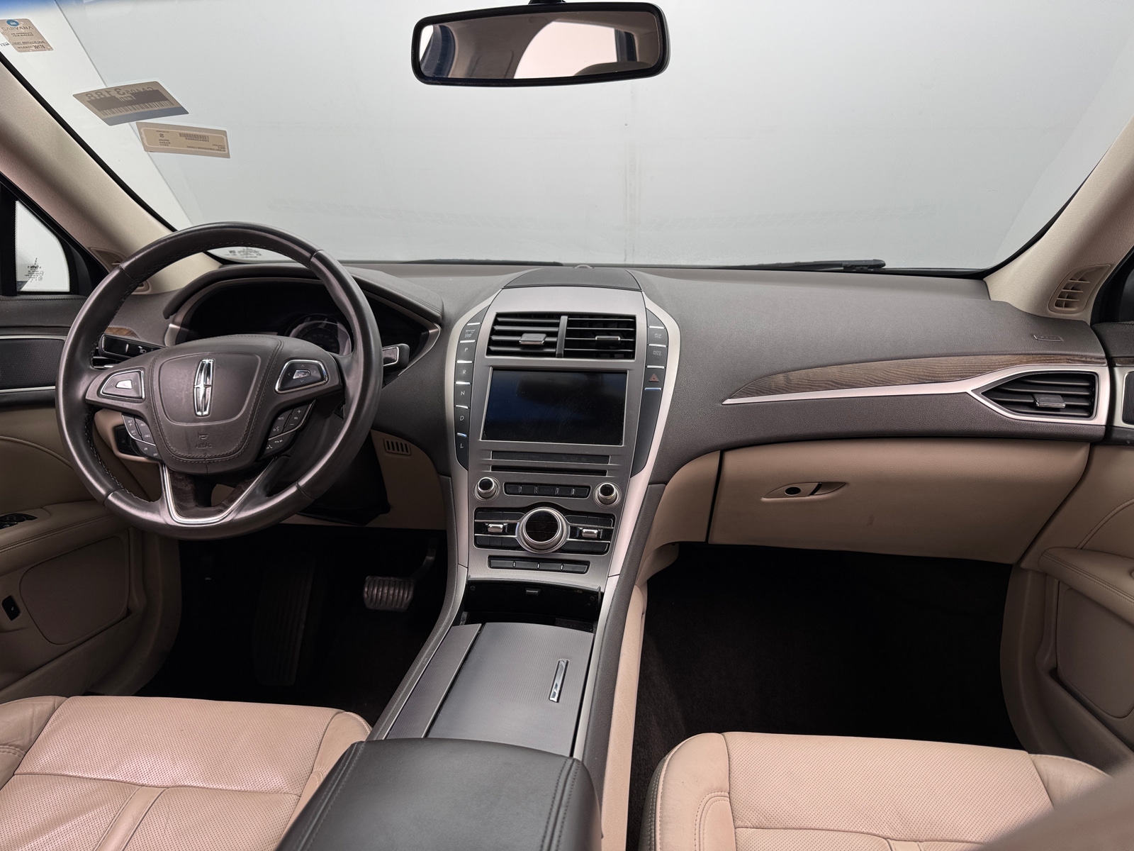 Thumbnail: 2017 Lincoln MKZ - 2