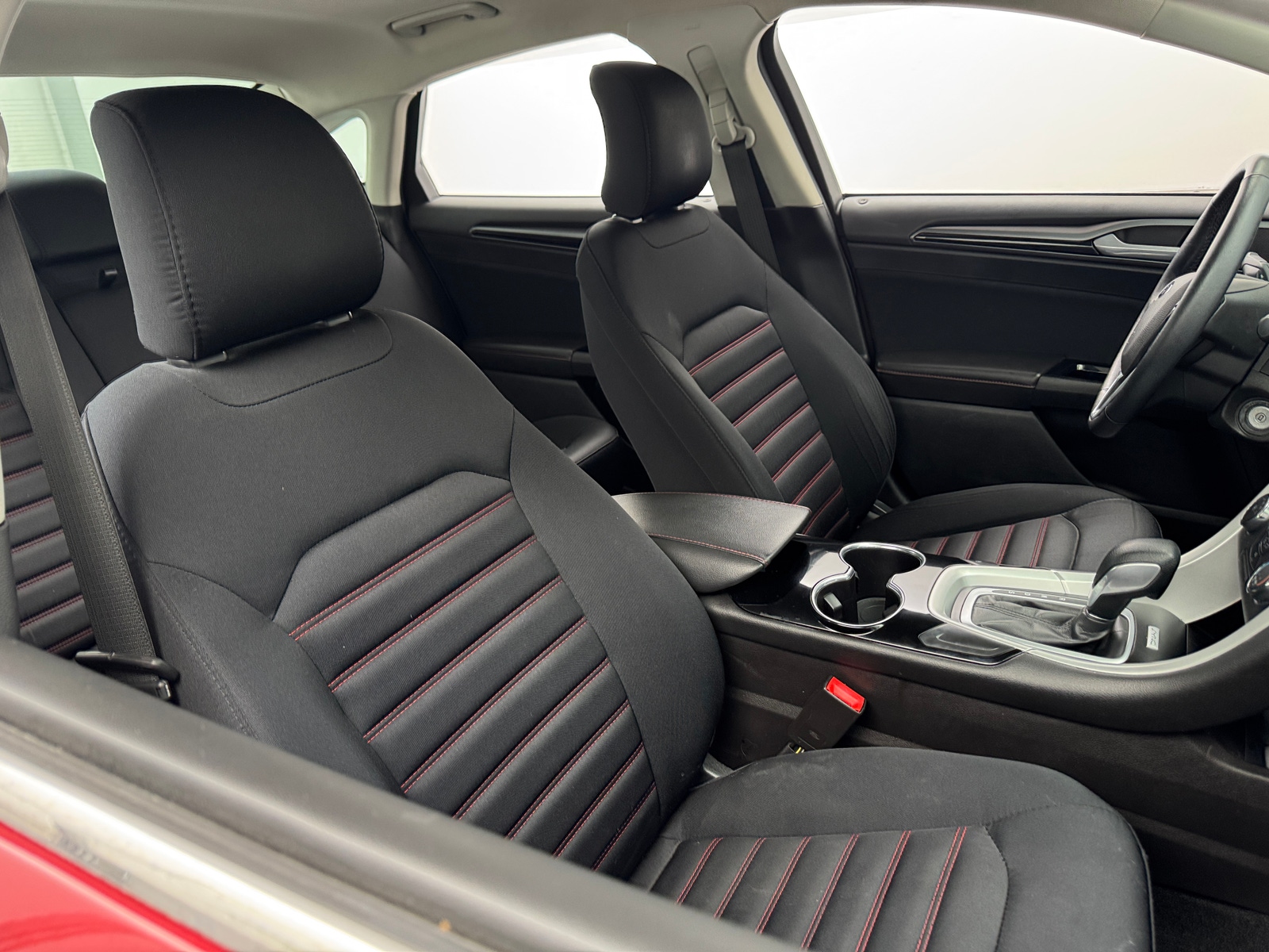 Thumbnail: 2015 Ford Fusion - 2