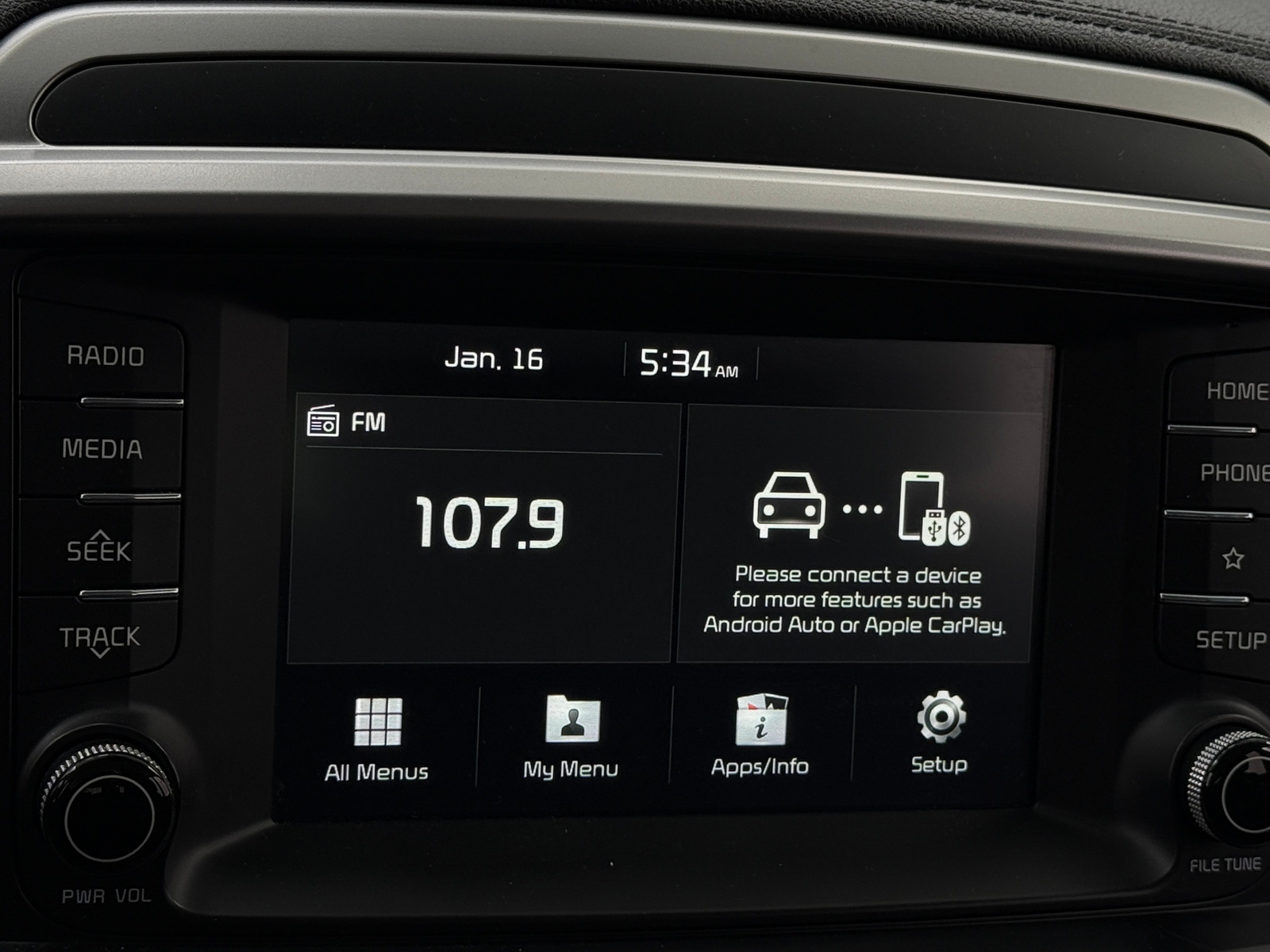 Thumbnail: 2020 Kia Sorento - 4