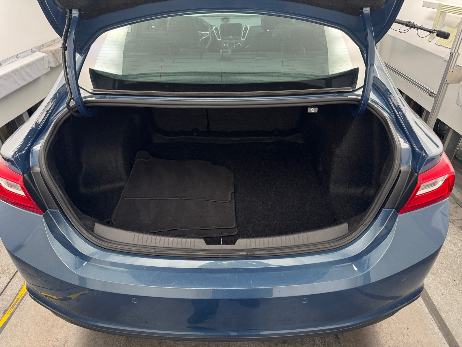 Thumbnail: 2024 Chevrolet Malibu - 7