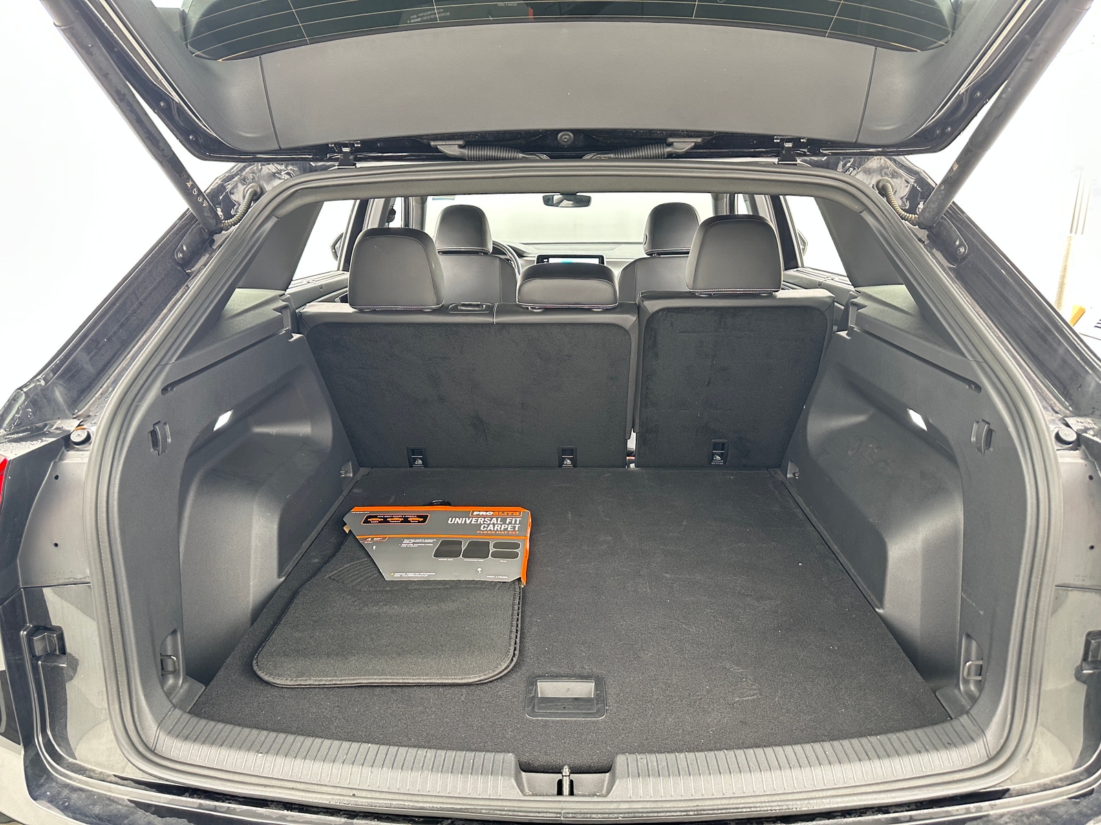 Thumbnail: 2025 Volkswagen Atlas - 6