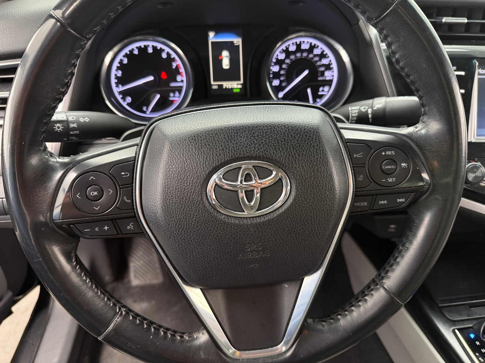 Thumbnail: 2019 Toyota Camry - 4