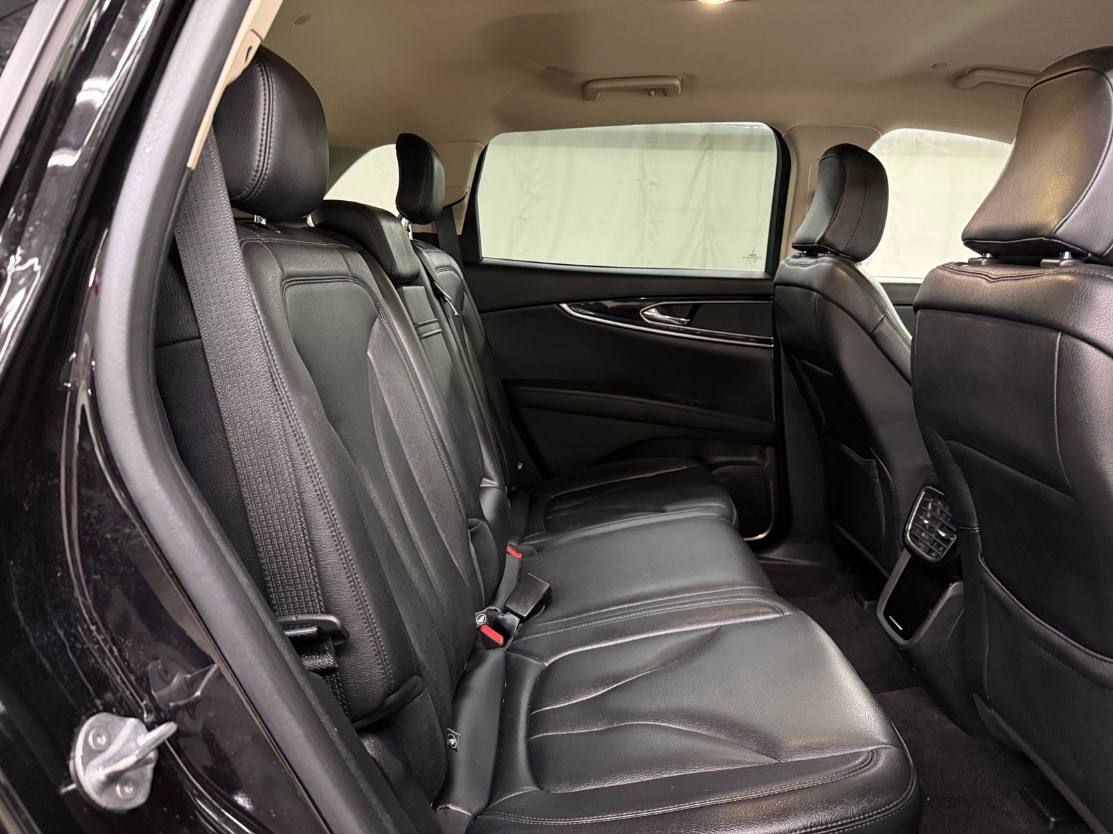 Thumbnail: 2021 Lincoln Nautilus - 5