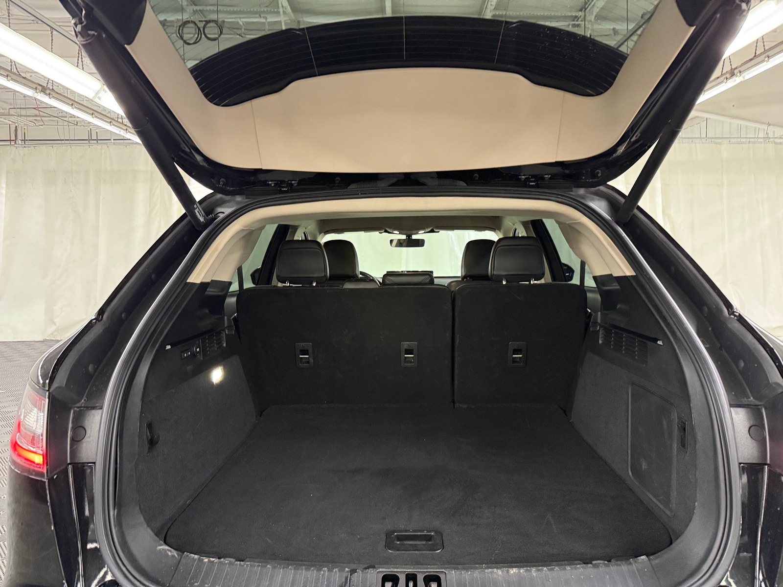 Thumbnail: 2021 Lincoln Nautilus - 6