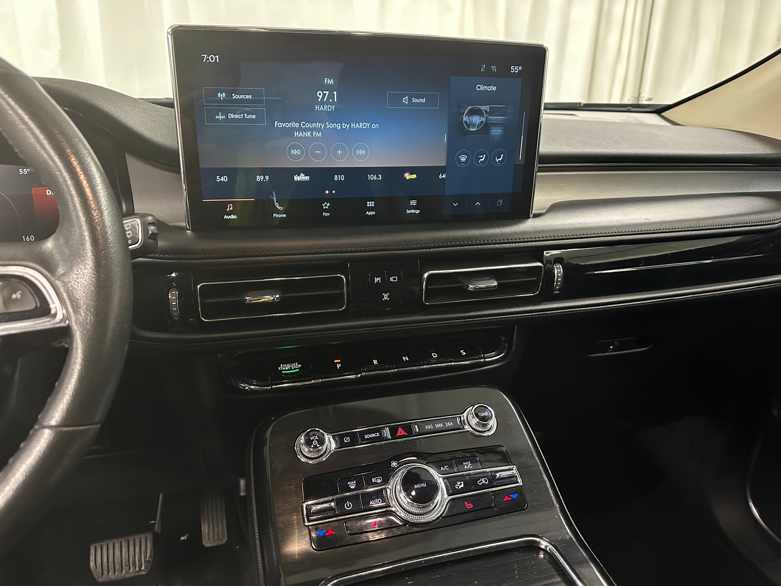 Thumbnail: 2021 Lincoln Nautilus - 3